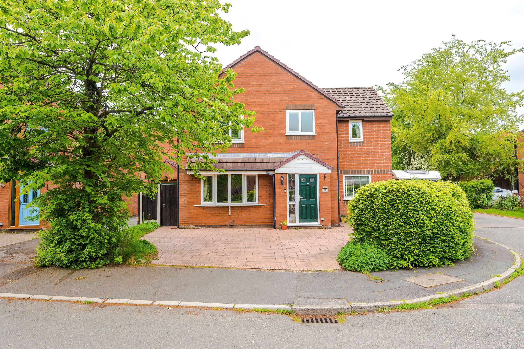 Gilderdale Close, Birchwood, WA3