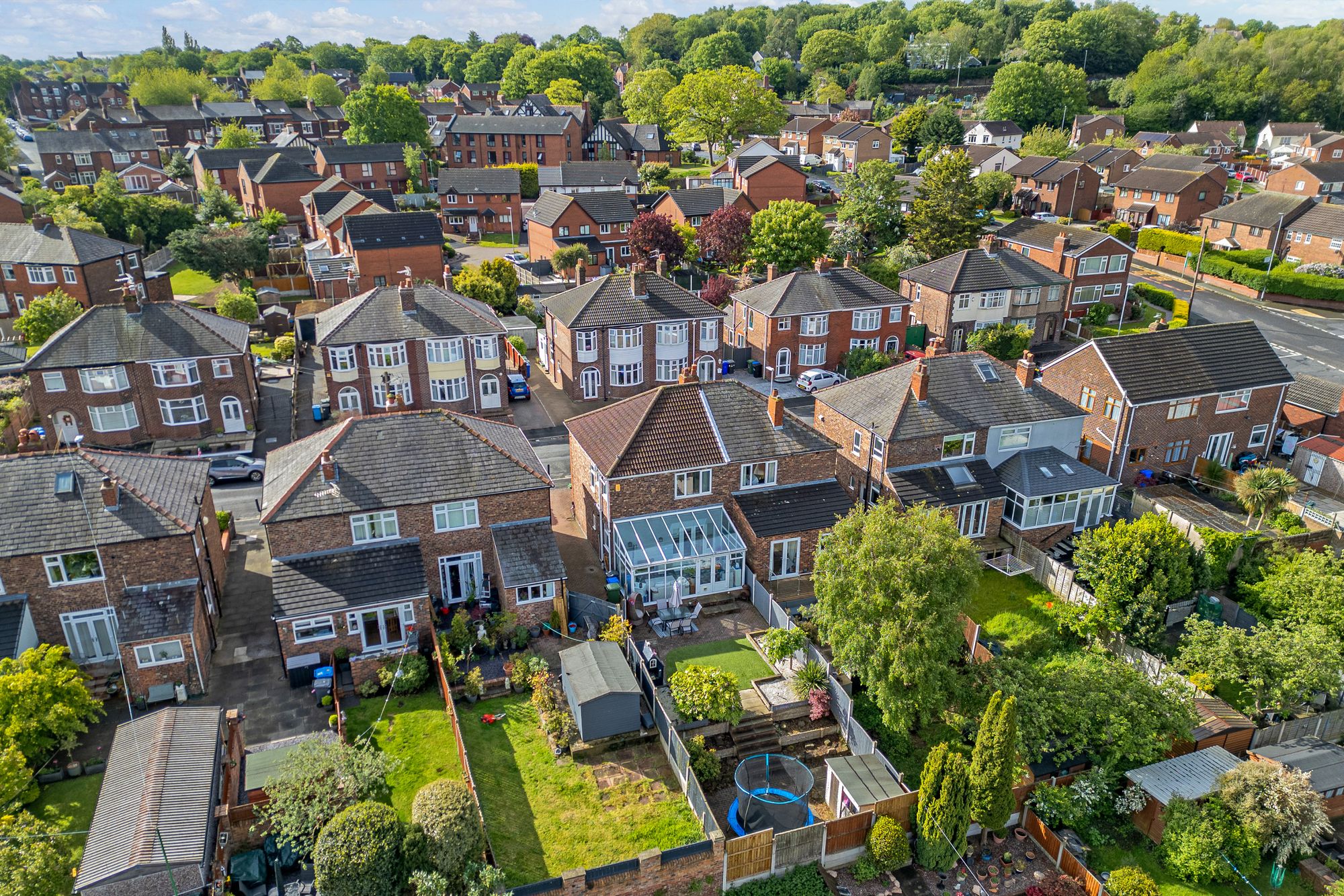 Roland Avenue, Runcorn