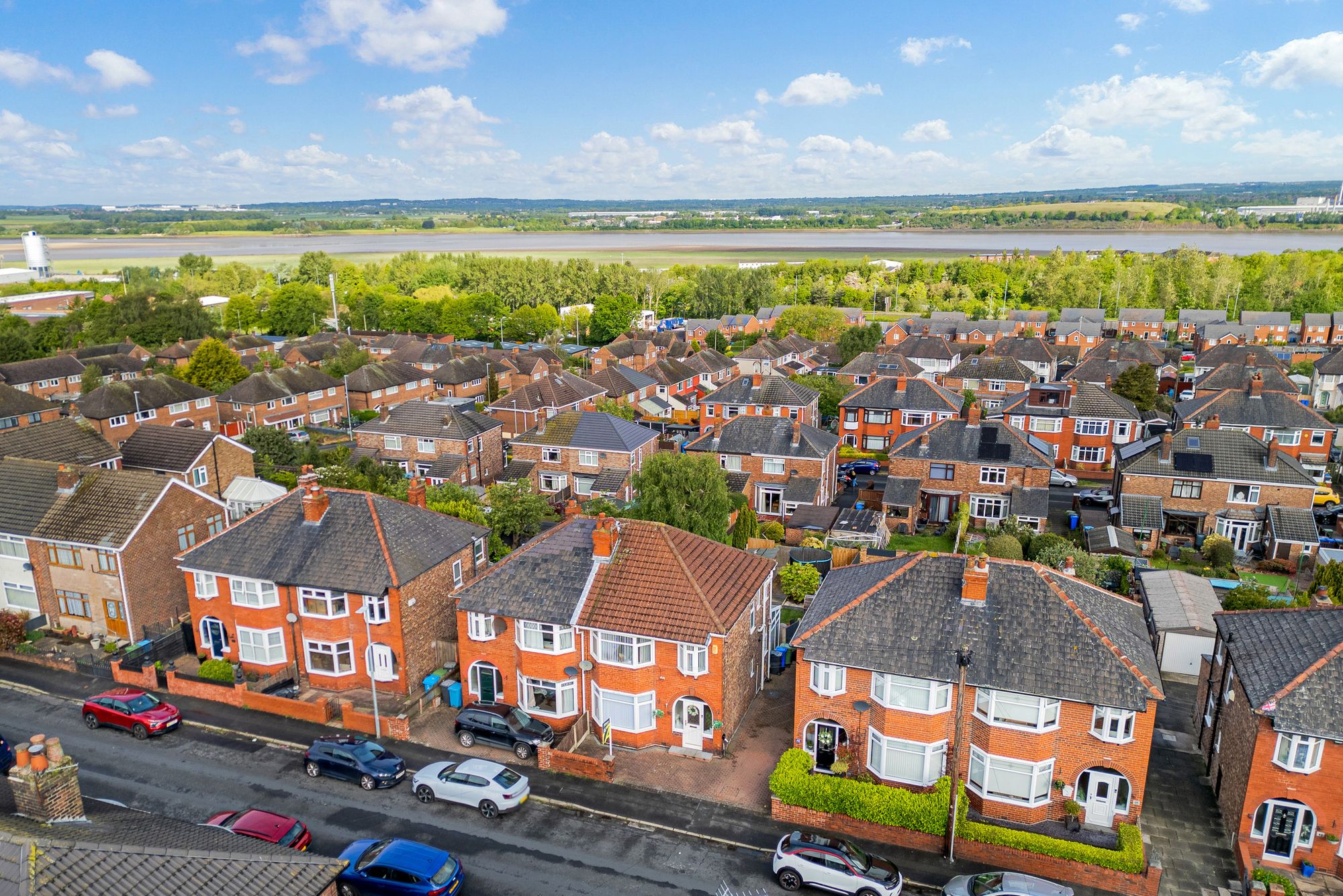 Roland Avenue, Runcorn