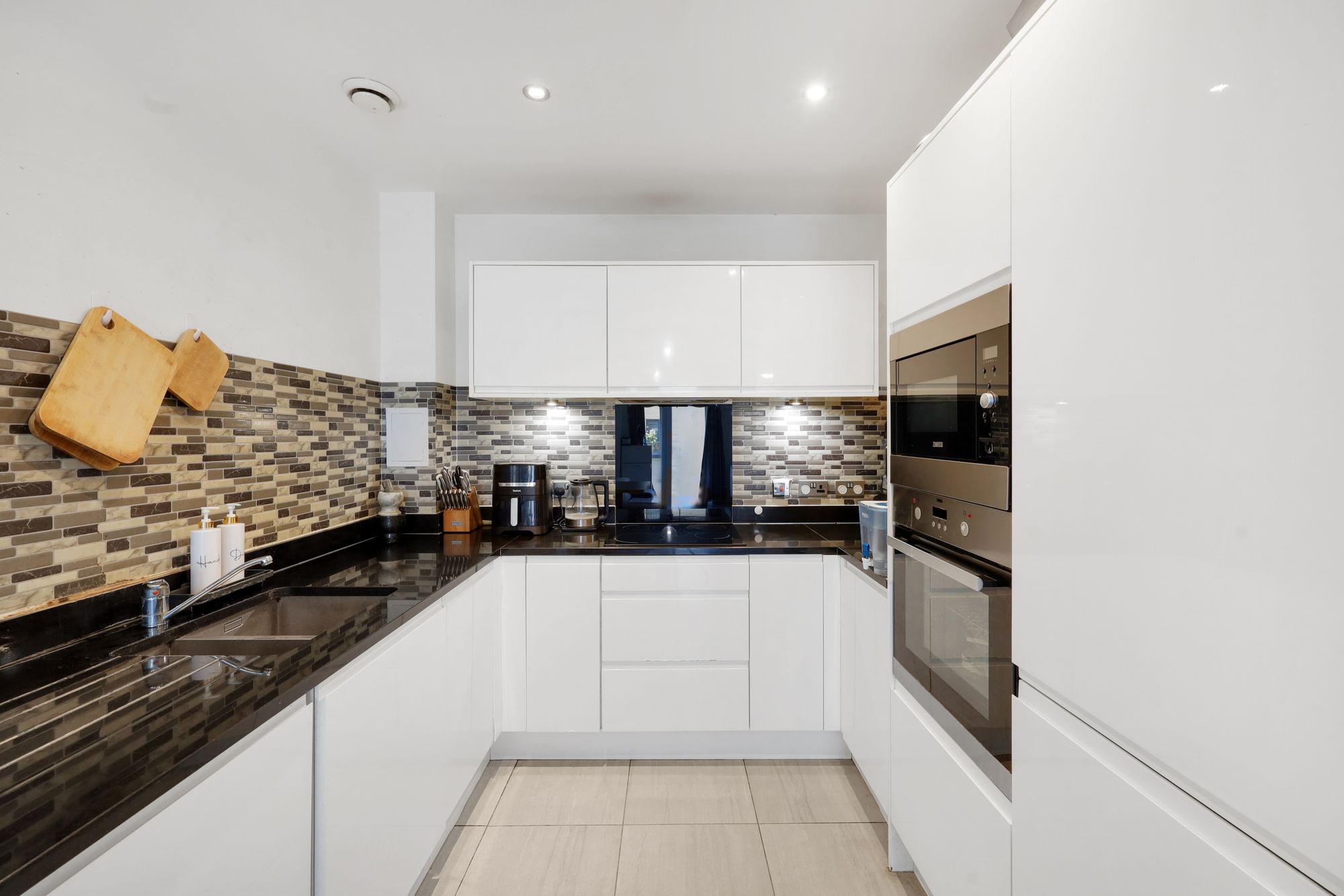 Woodley Crescent, Coleby House, NW2