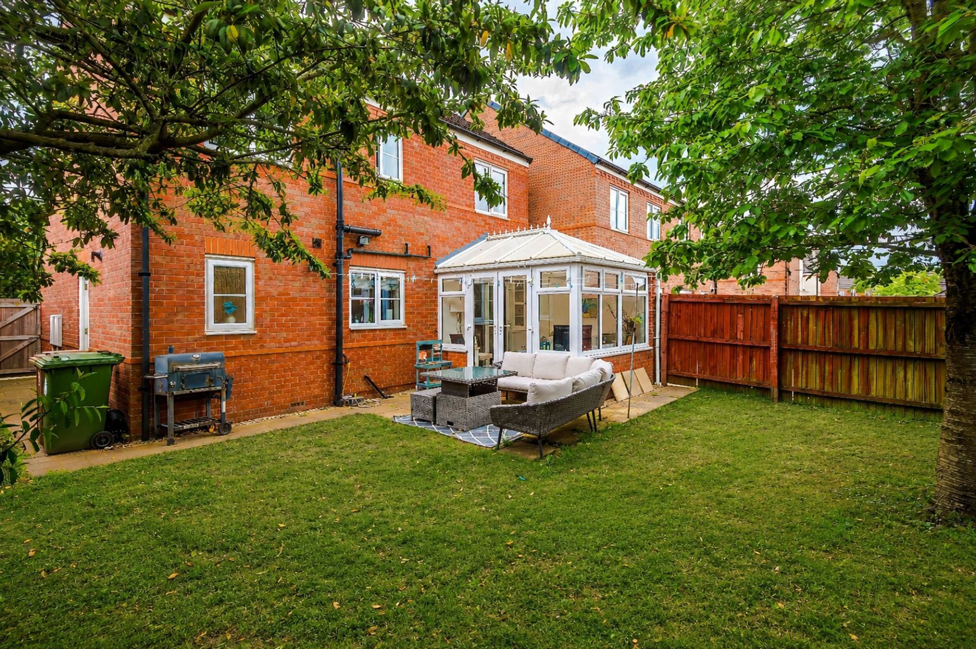 Vulcan Park Way, Newton-Le-Willows, WA12