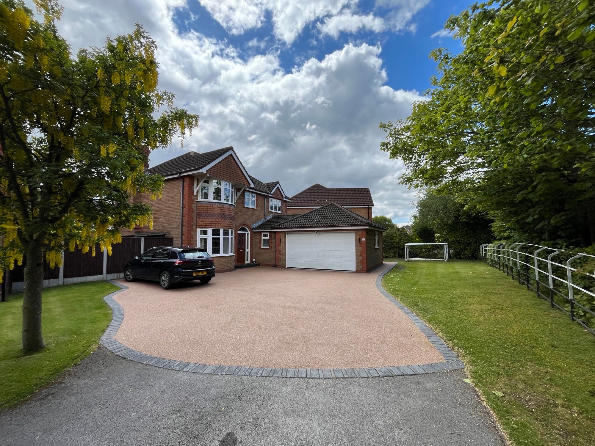 Farndale Close, Great Sankey, WA5