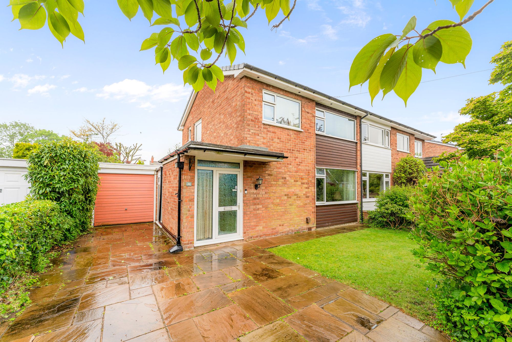 Clarence Avenue, Widnes, WA8