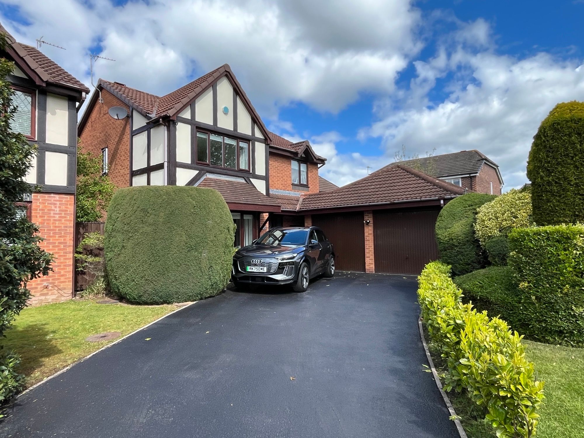 Tunbridge Close, Great Sankey, WA5