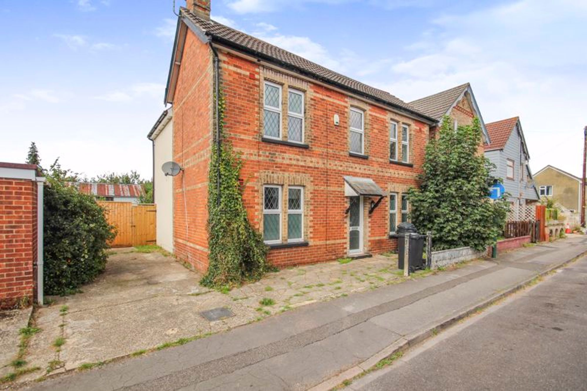 Junction Road, Bournemouth, BH9