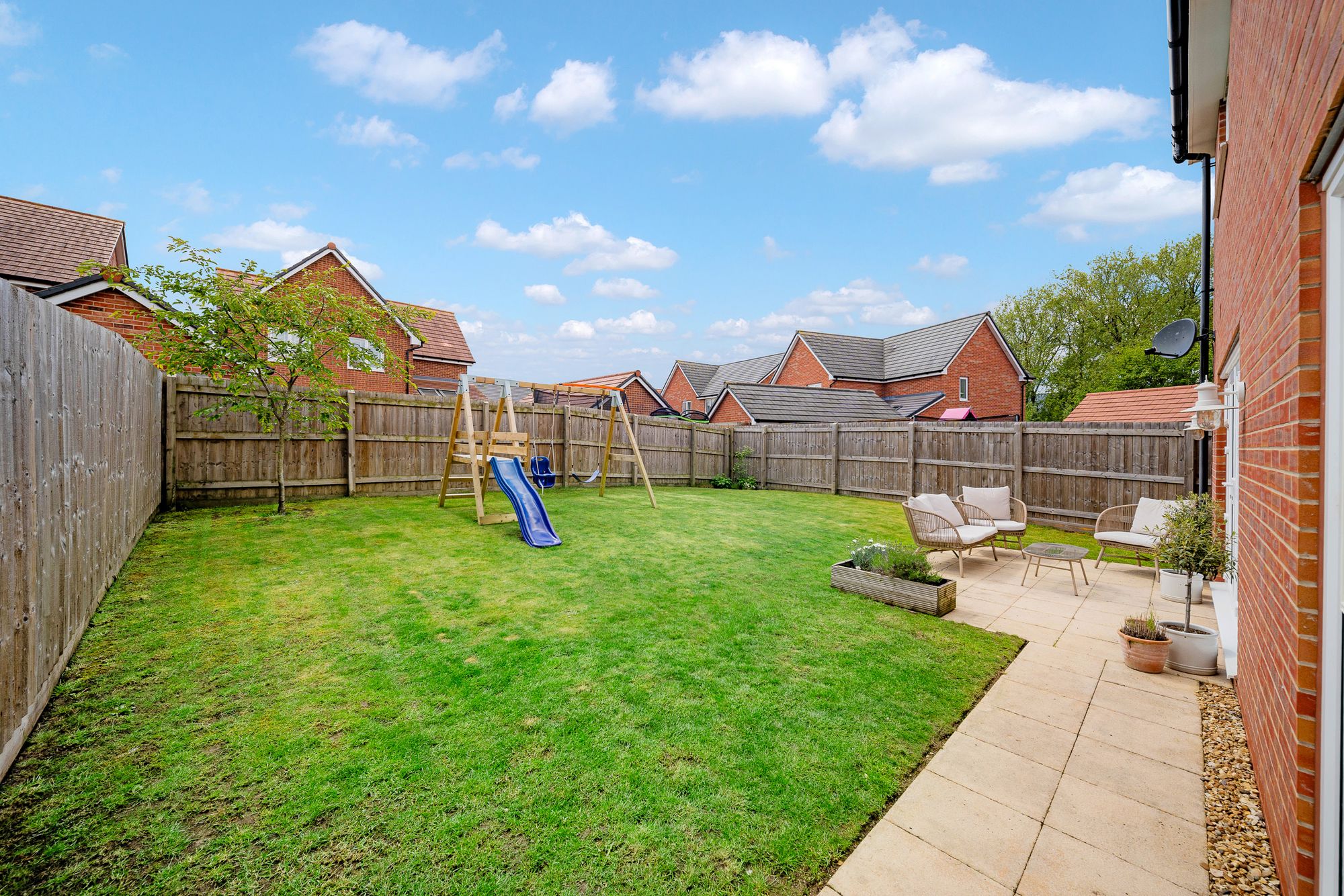 Comberton Close, Runcorn