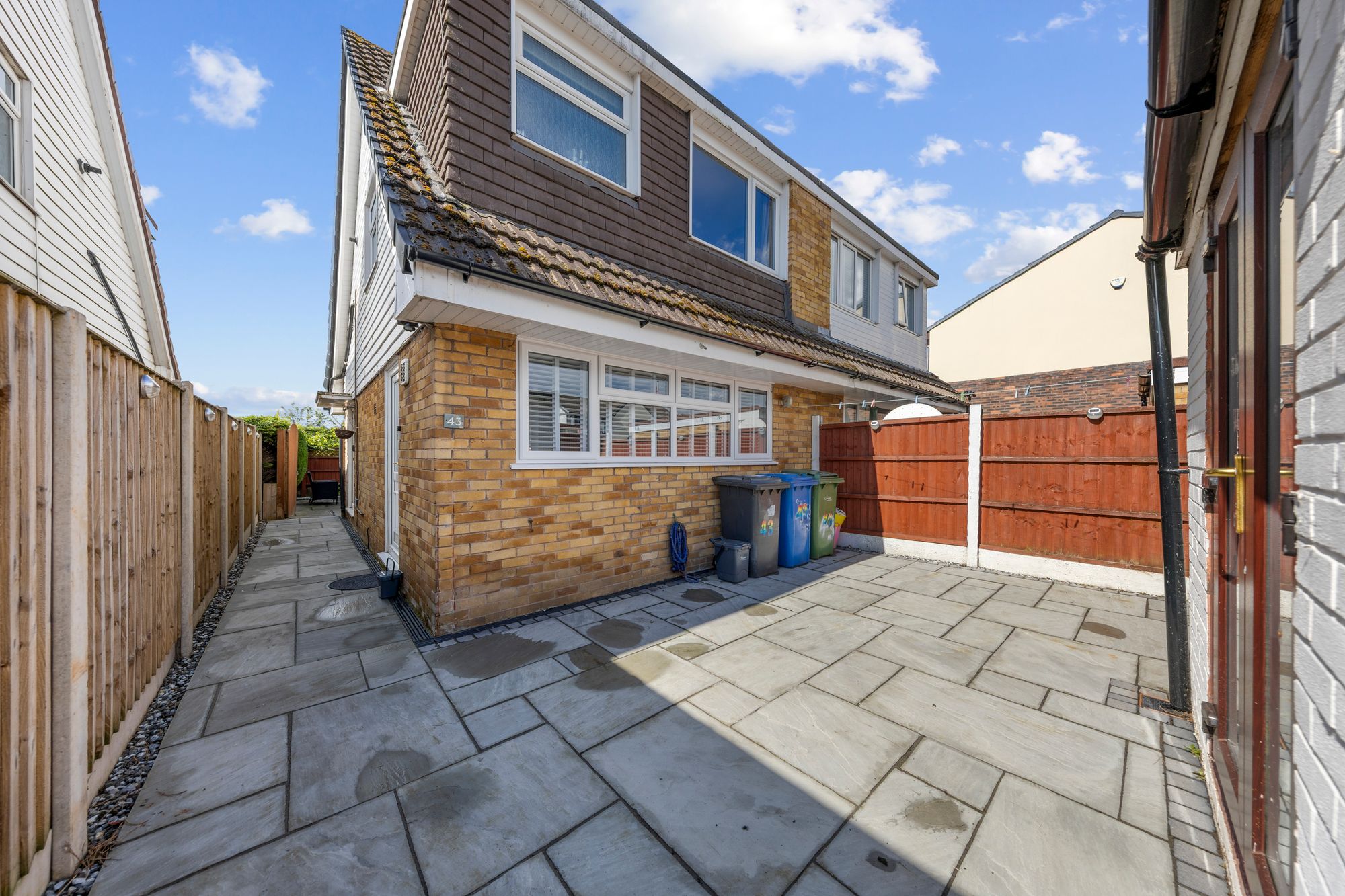 Roeburn Way, Penketh, WA5