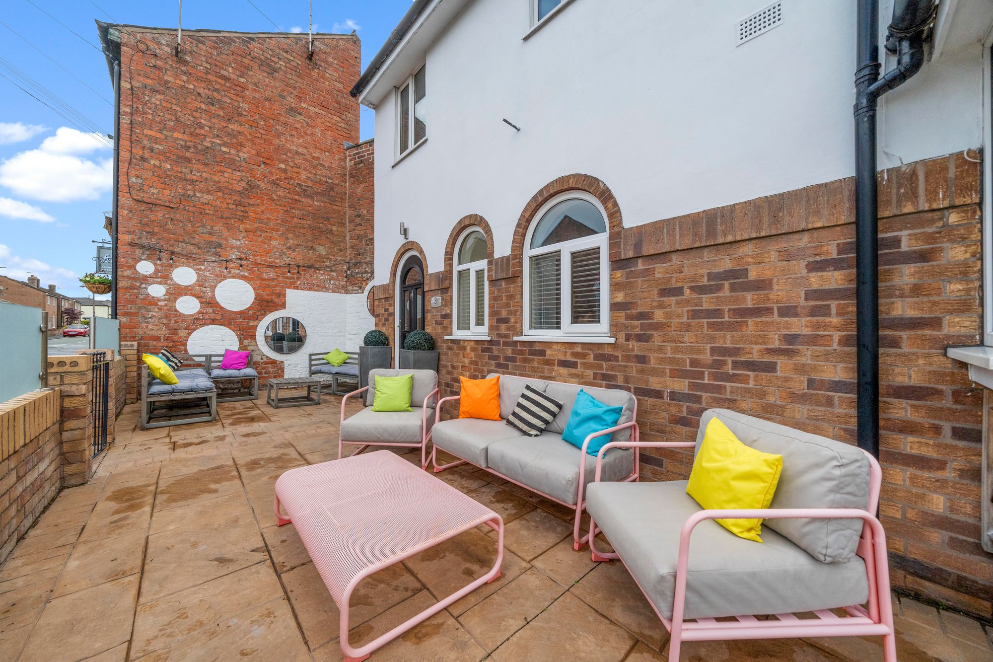The Courtyard, Newton-Le-Willows
