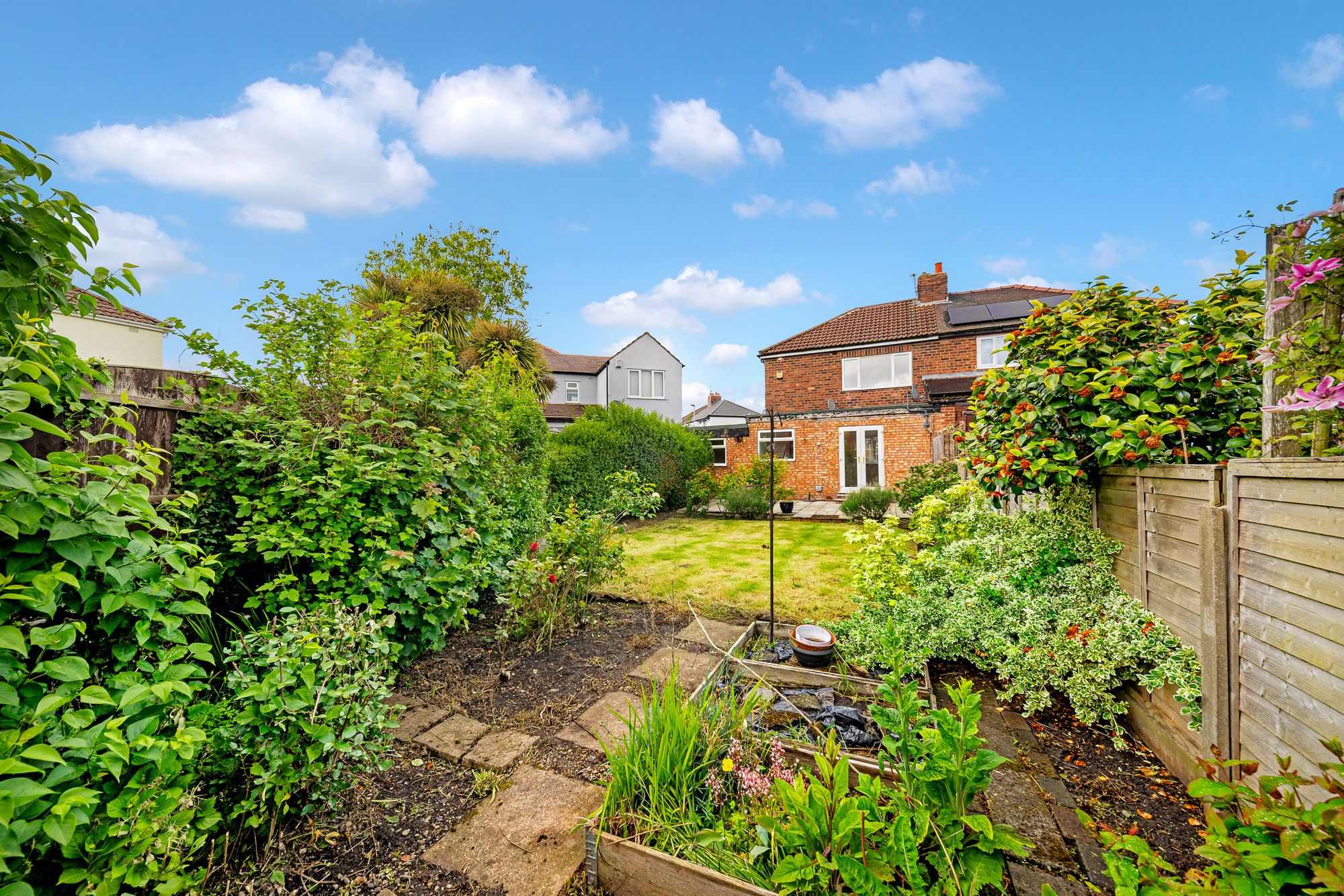 Nicholas Road, Widnes, WA8