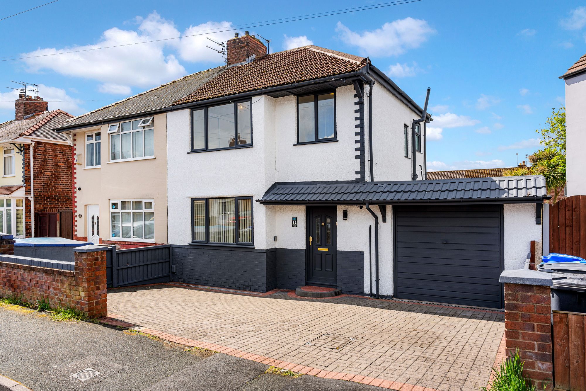 Nicholas Road, Widnes, WA8
