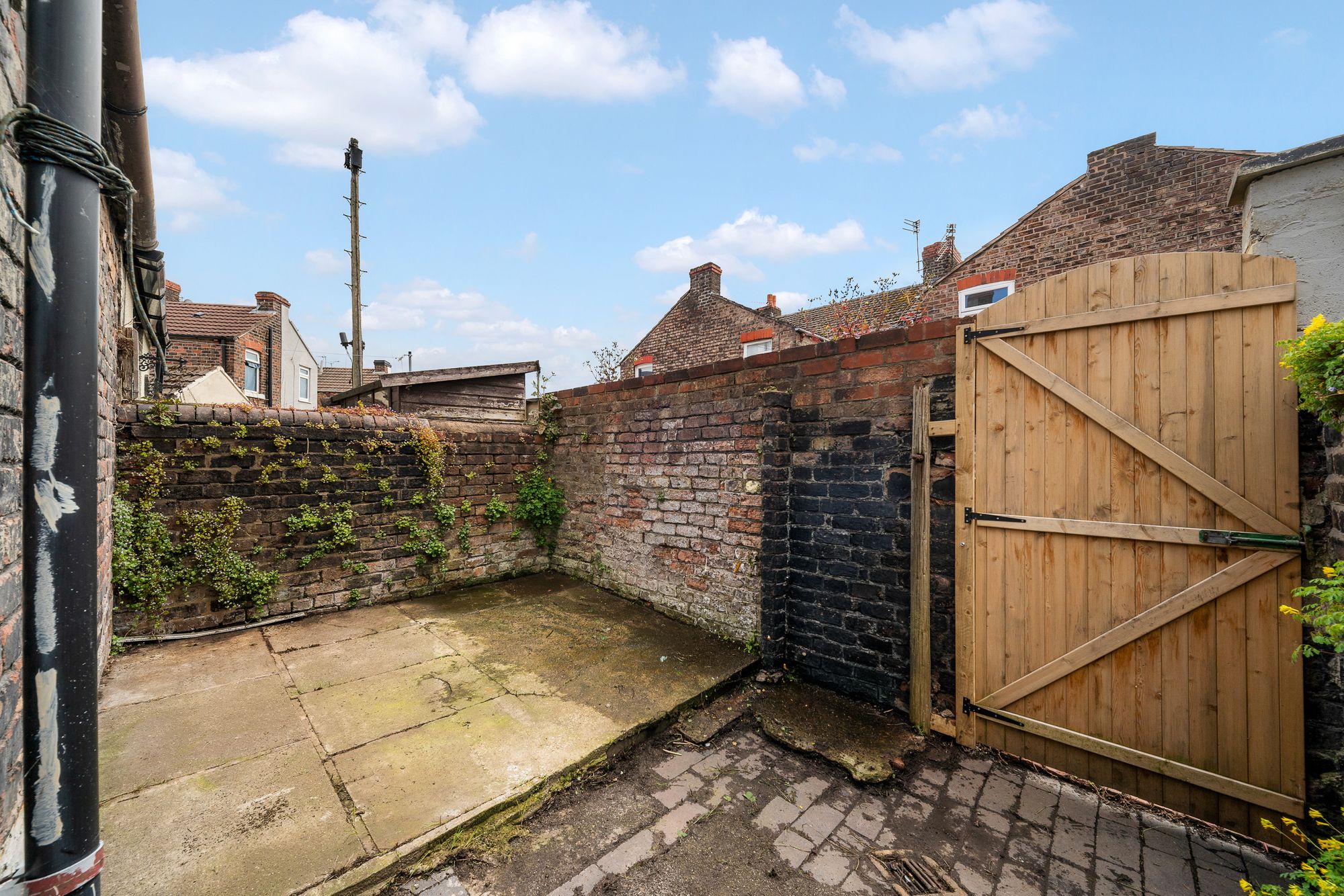 Appleton Road, Widnes, WA8