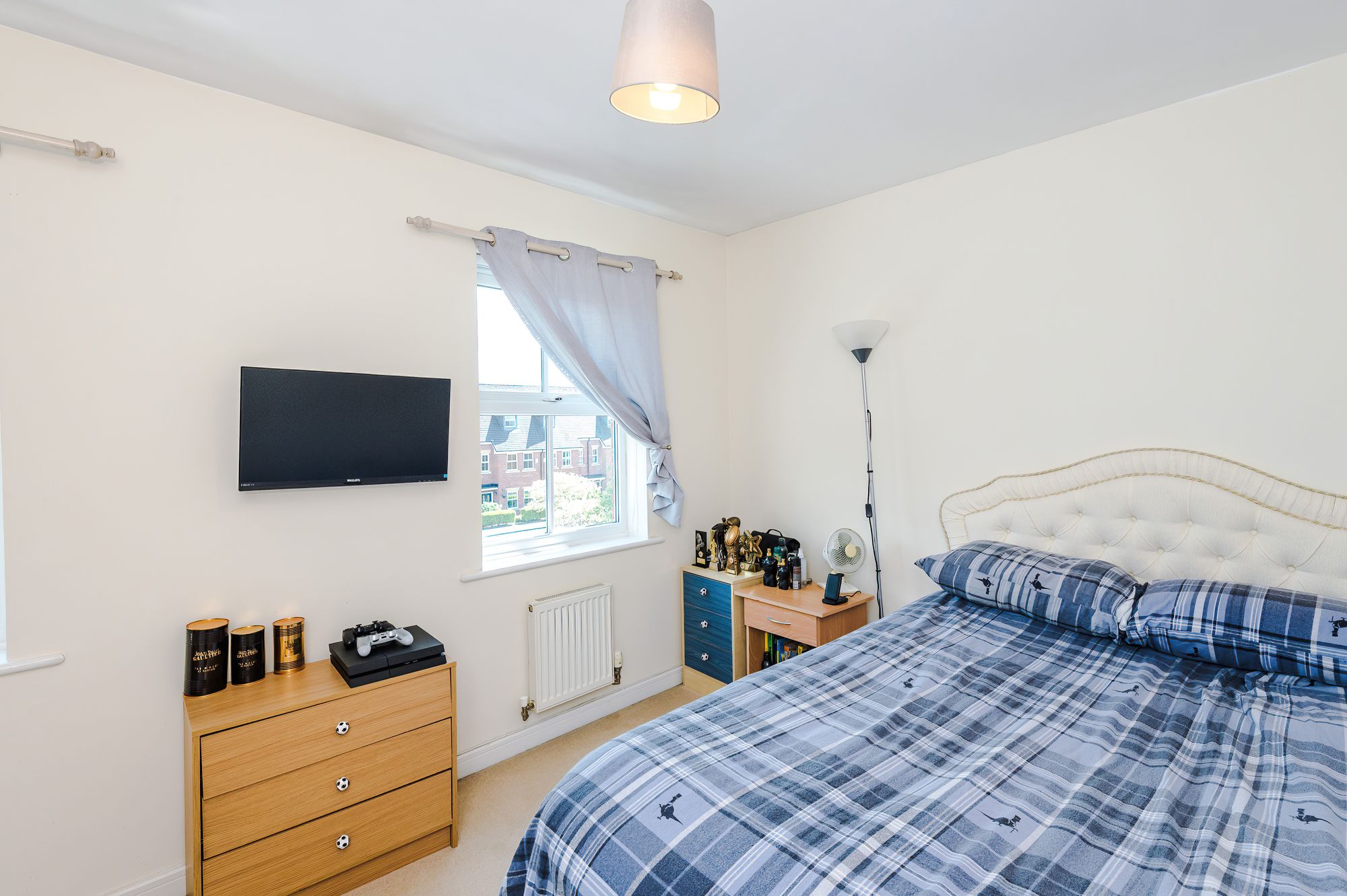 Holywell Drive, Warrington
