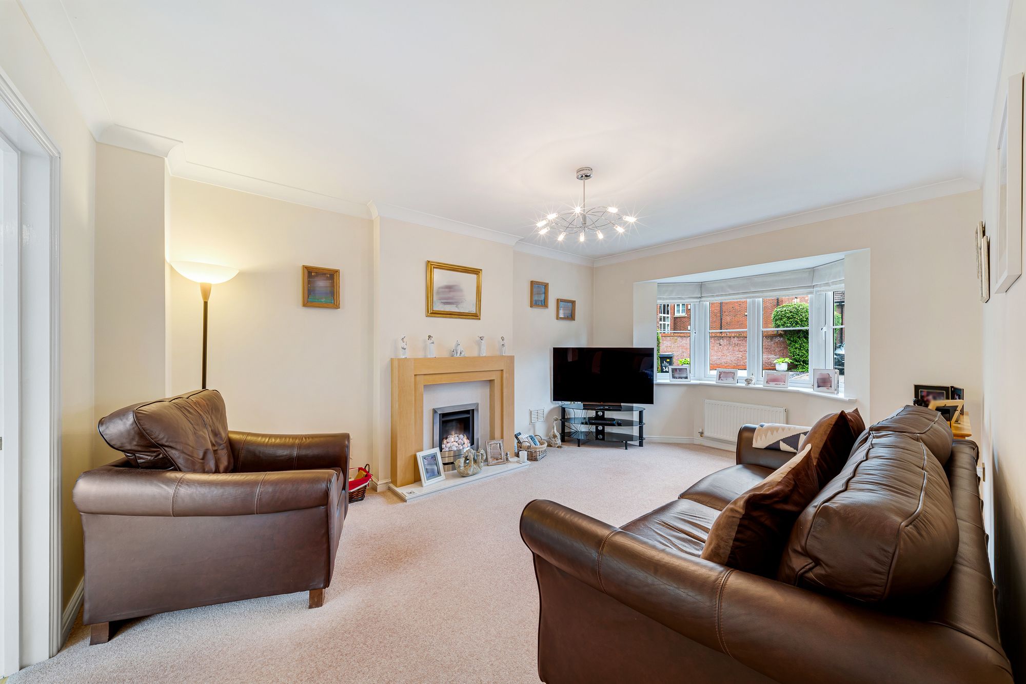 Lindisfarne Court, Widnes