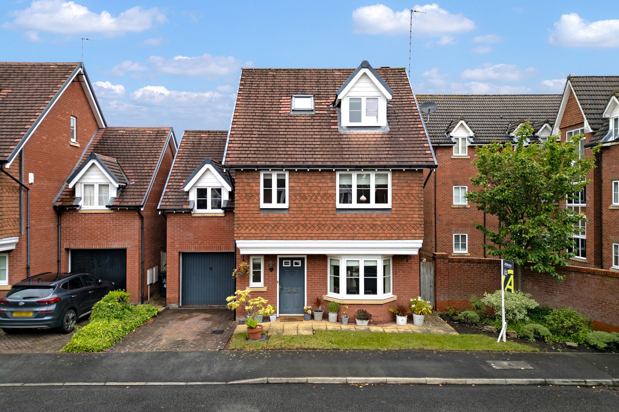Lindisfarne Court, Widnes, WA8