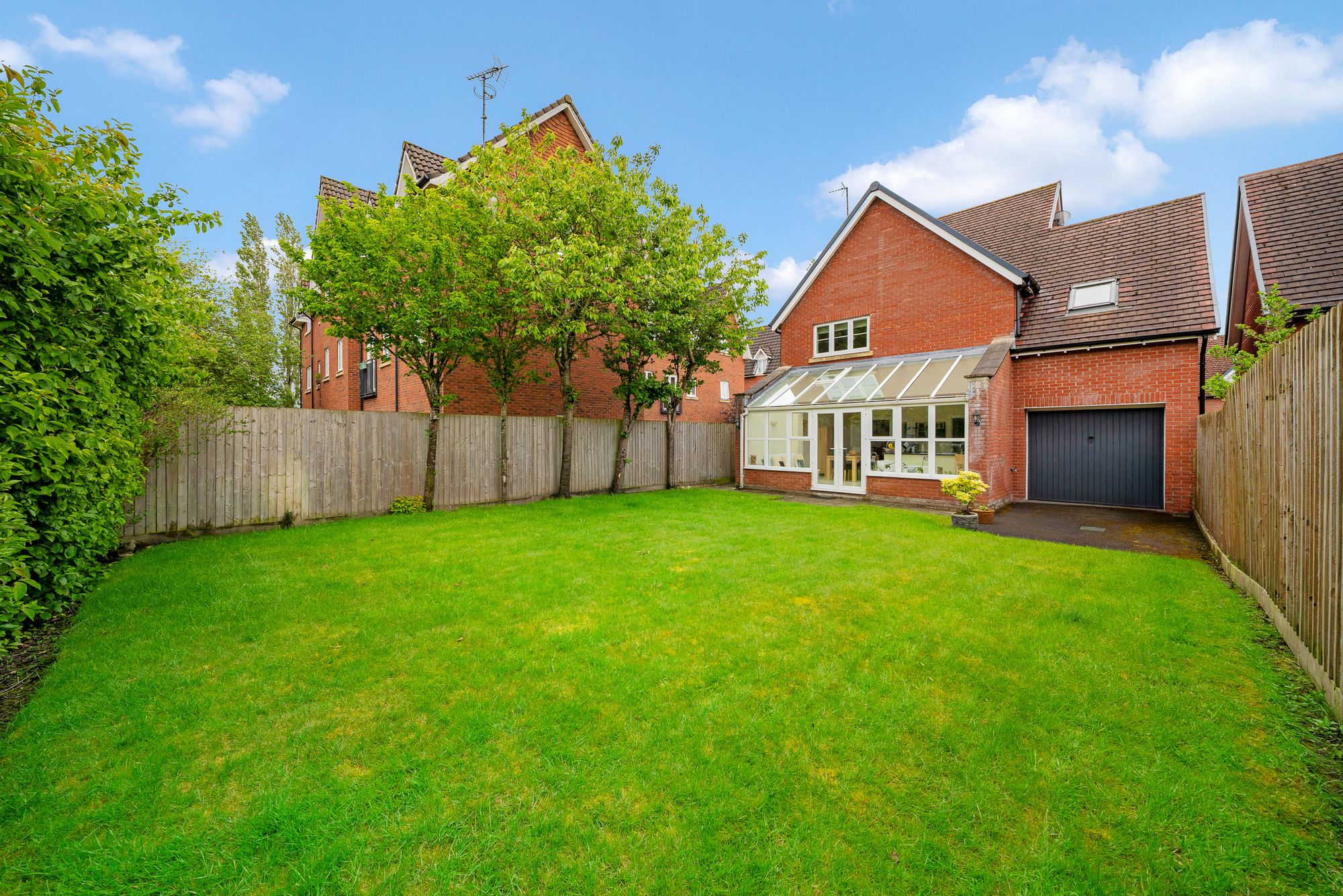 Lindisfarne Court, Widnes