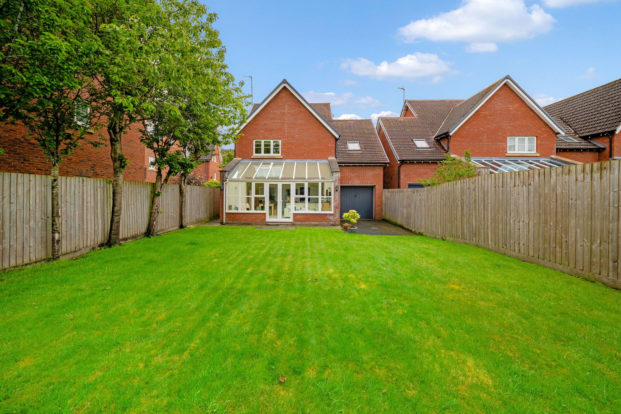 Lindisfarne Court, Widnes