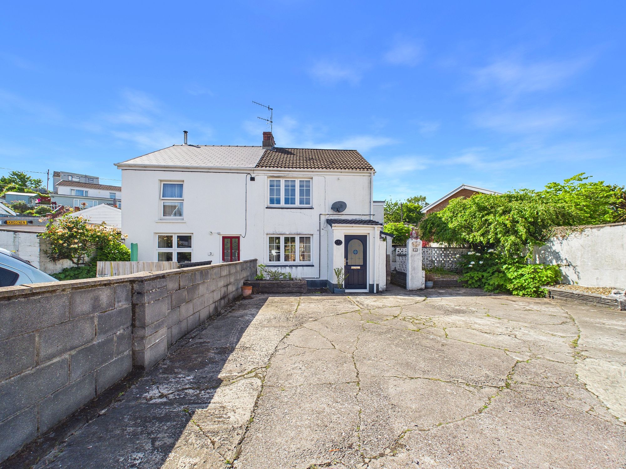 Hebron Close, Clydach, SA6
