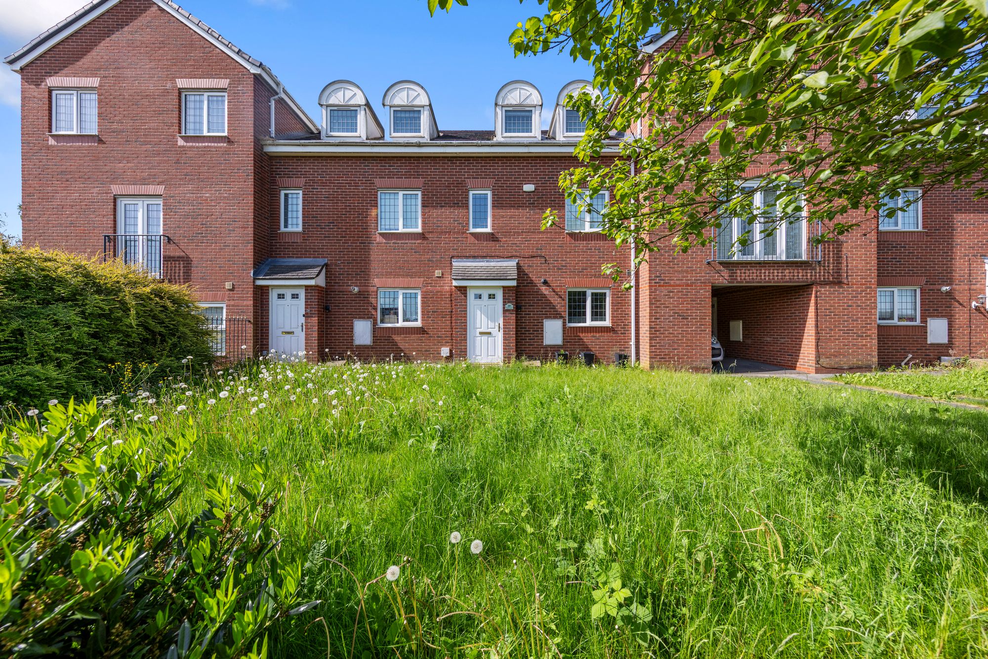 Regency Square, Warrington, WA5