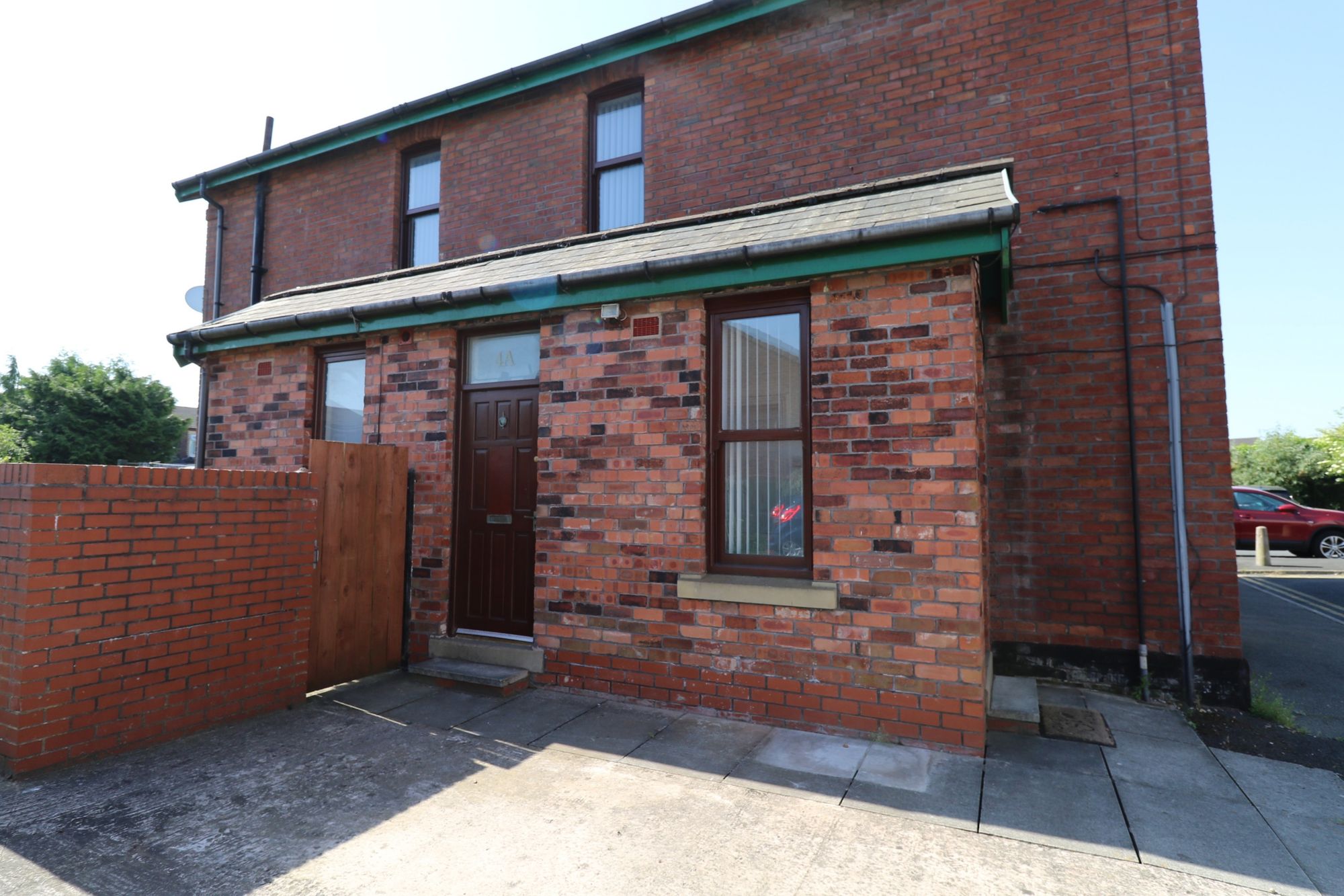 School Street, Newton-Le-Willows, WA12