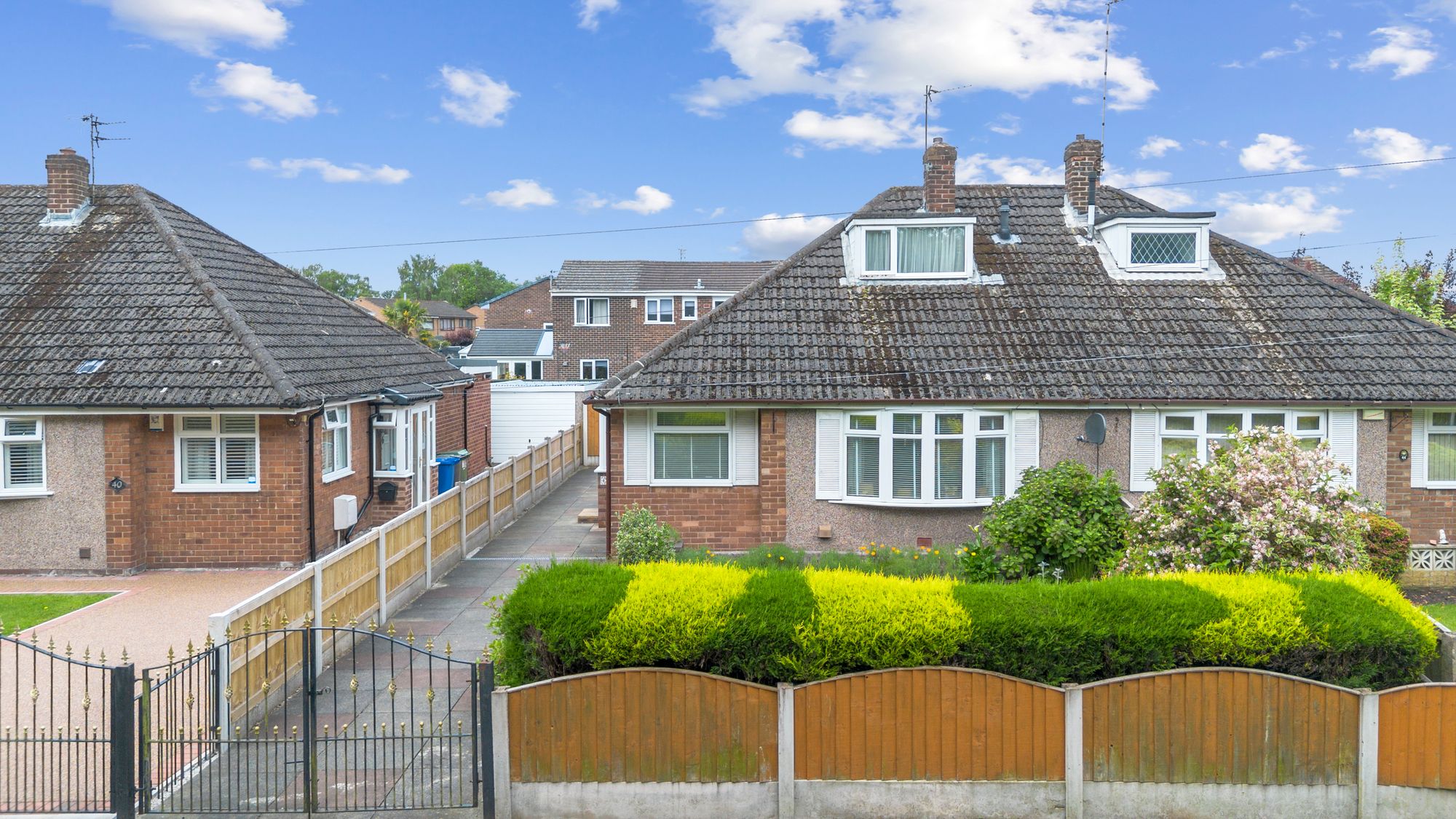 Longbarn Lane, Woolston, WA1