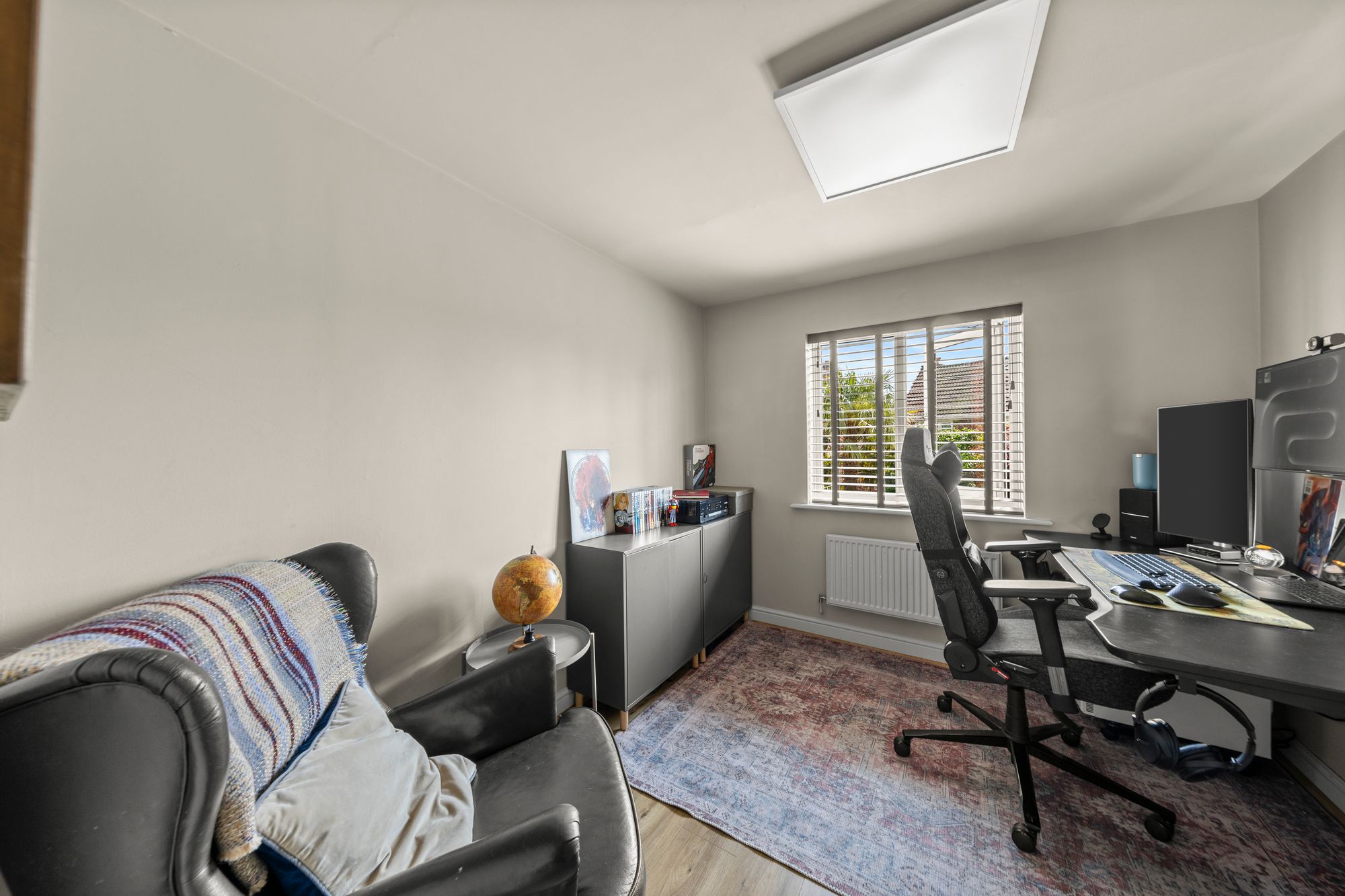 Westcliff Gardens, Warrington