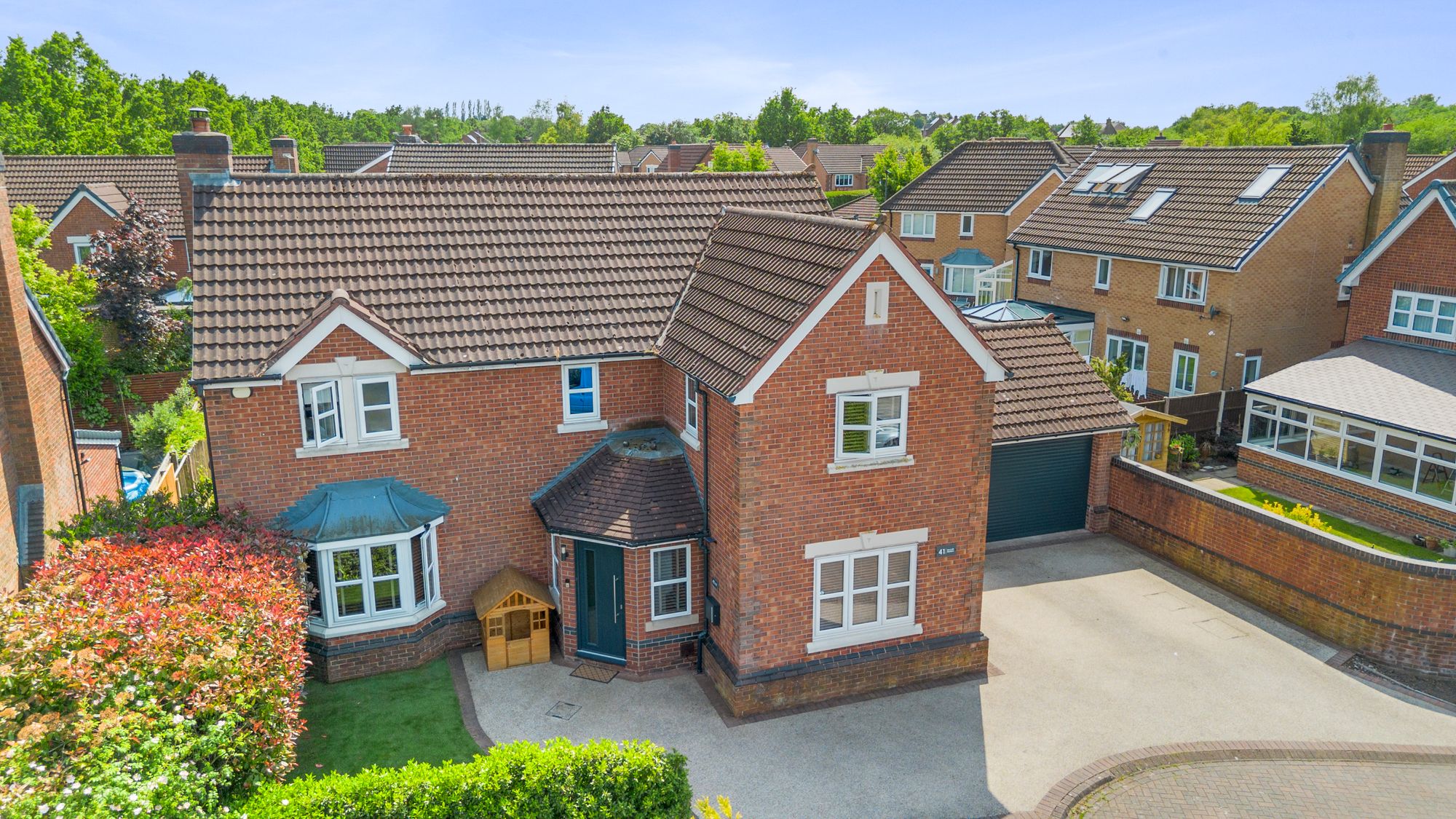 Westcliff Gardens, Warrington