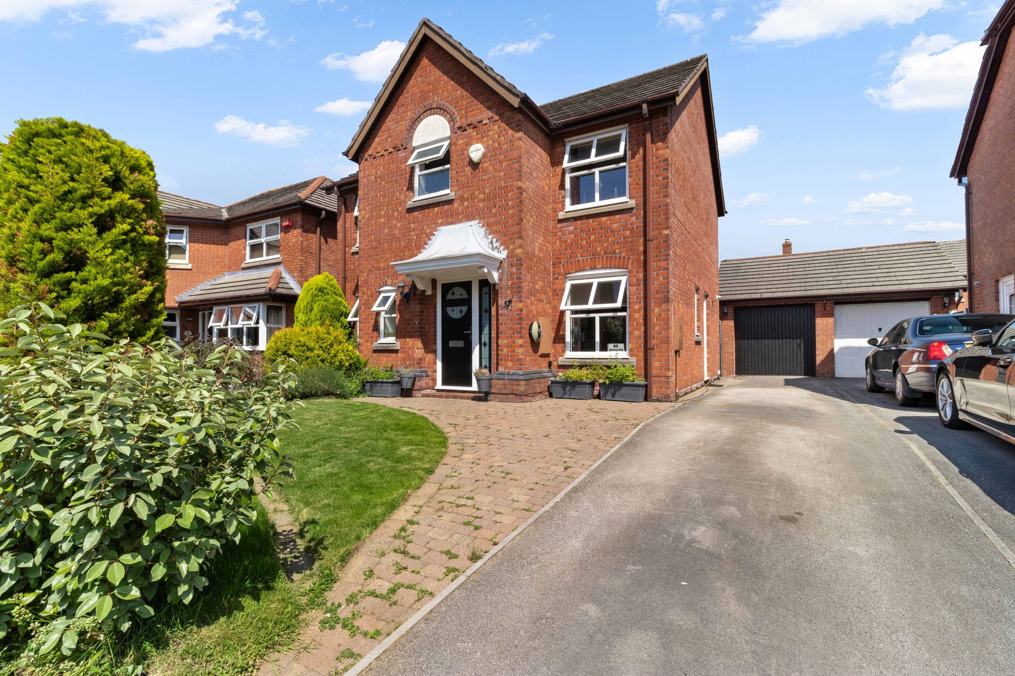 Kingsbury Close, Appleton, WA4