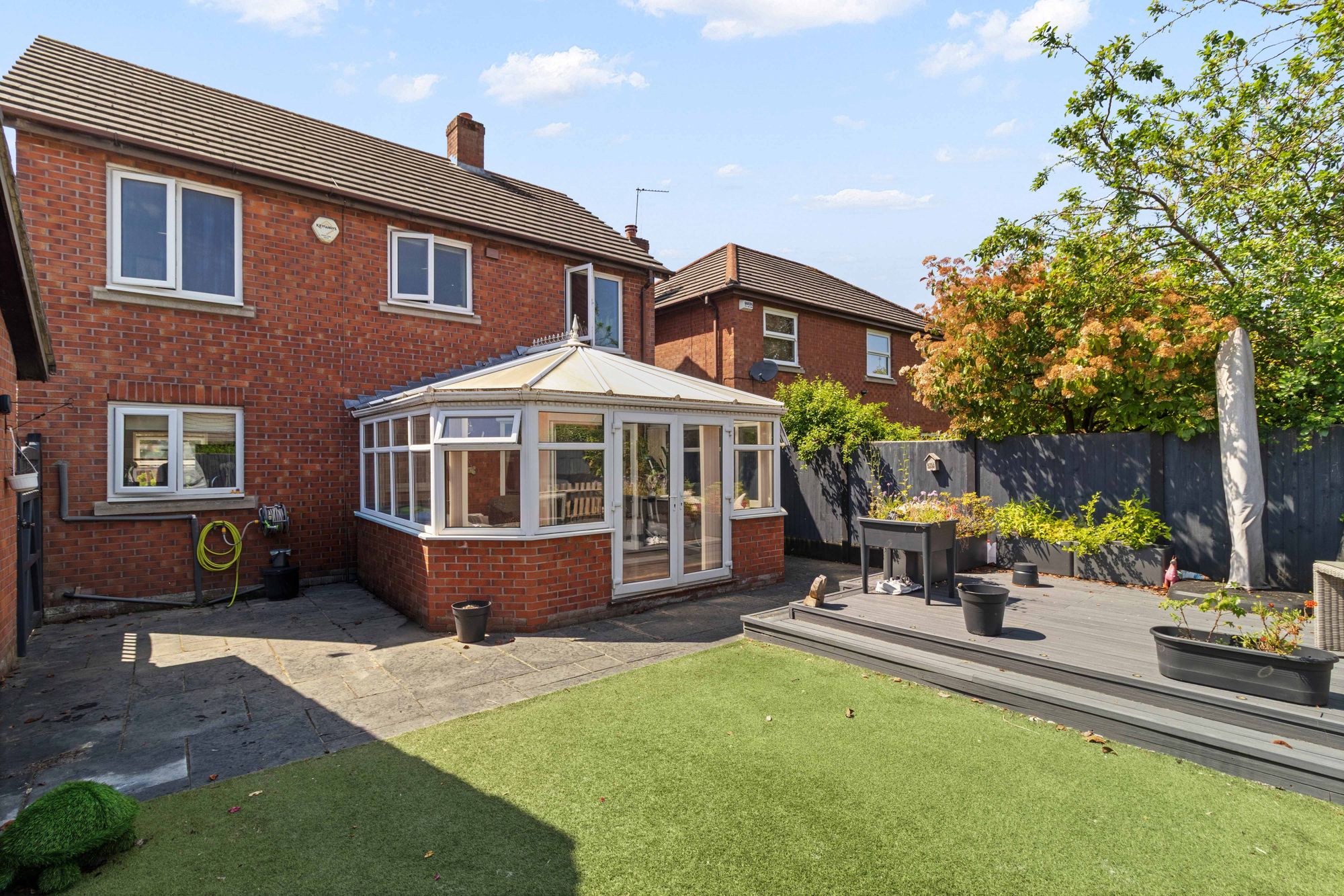 Kingsbury Close, Warrington