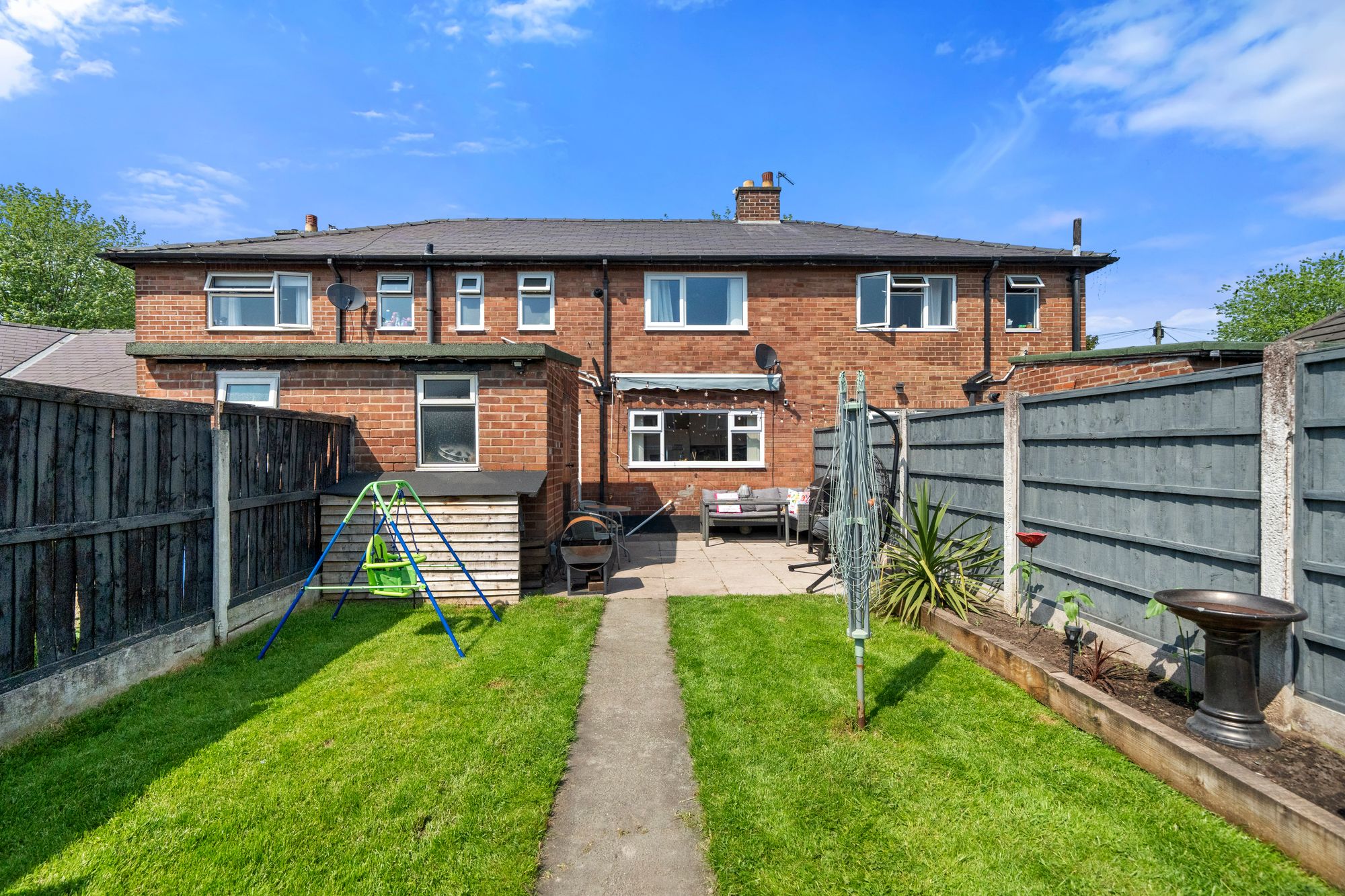 Poplars Avenue, Warrington