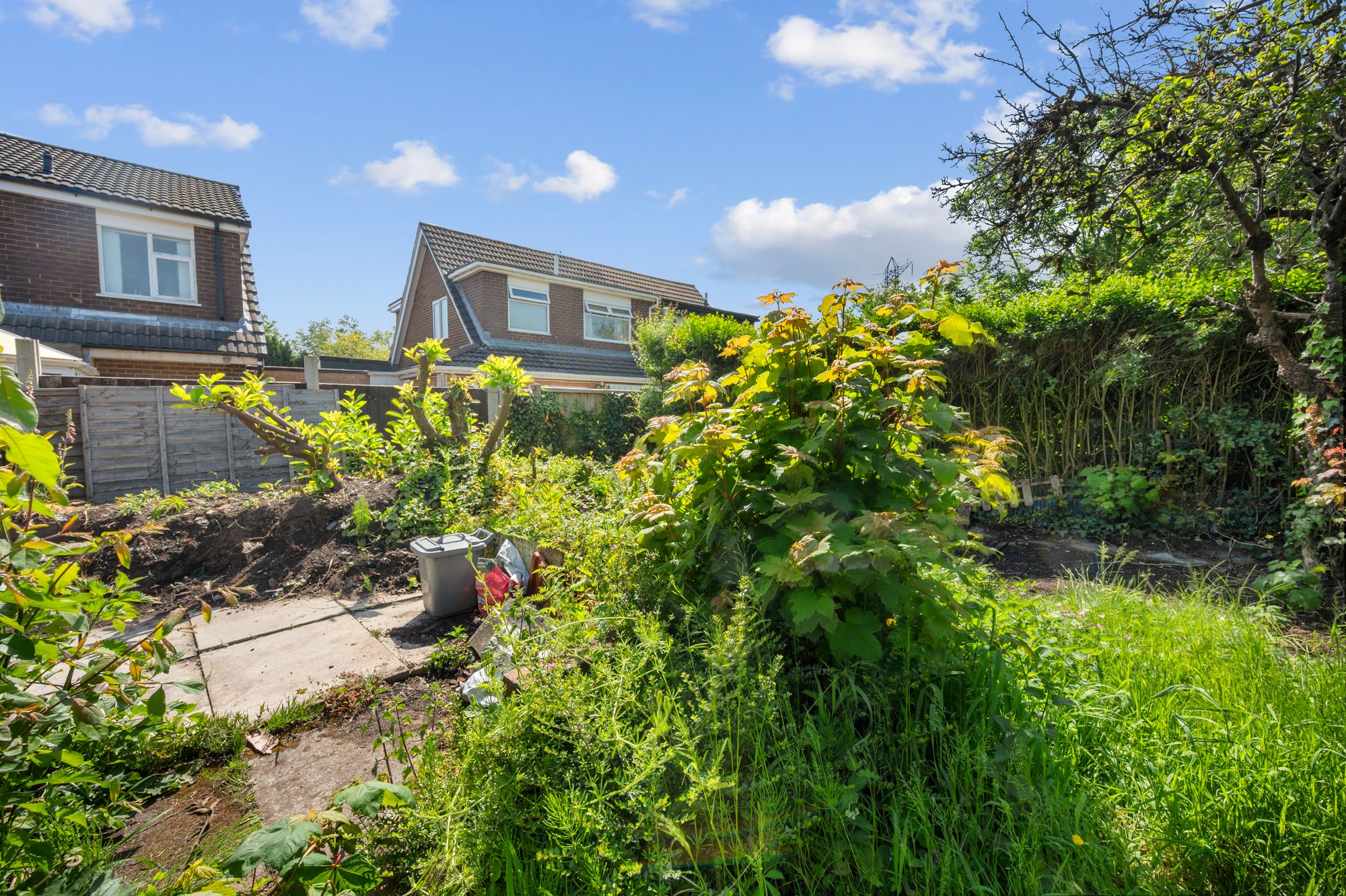 Leach Lane, Sutton Leach, WA9