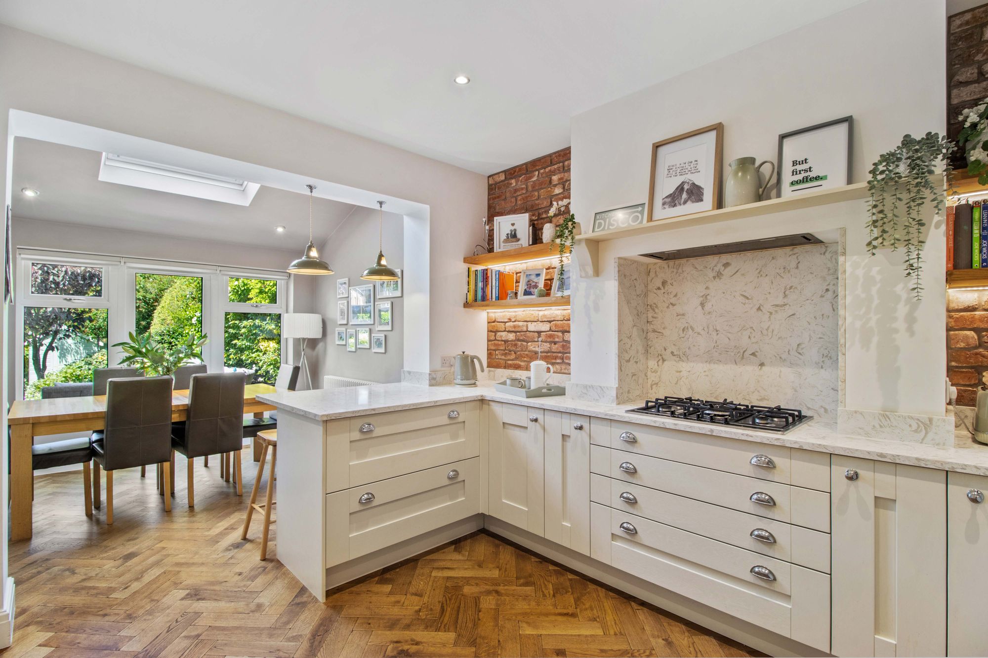 Parkgate Road, Stockton Heath, WA4