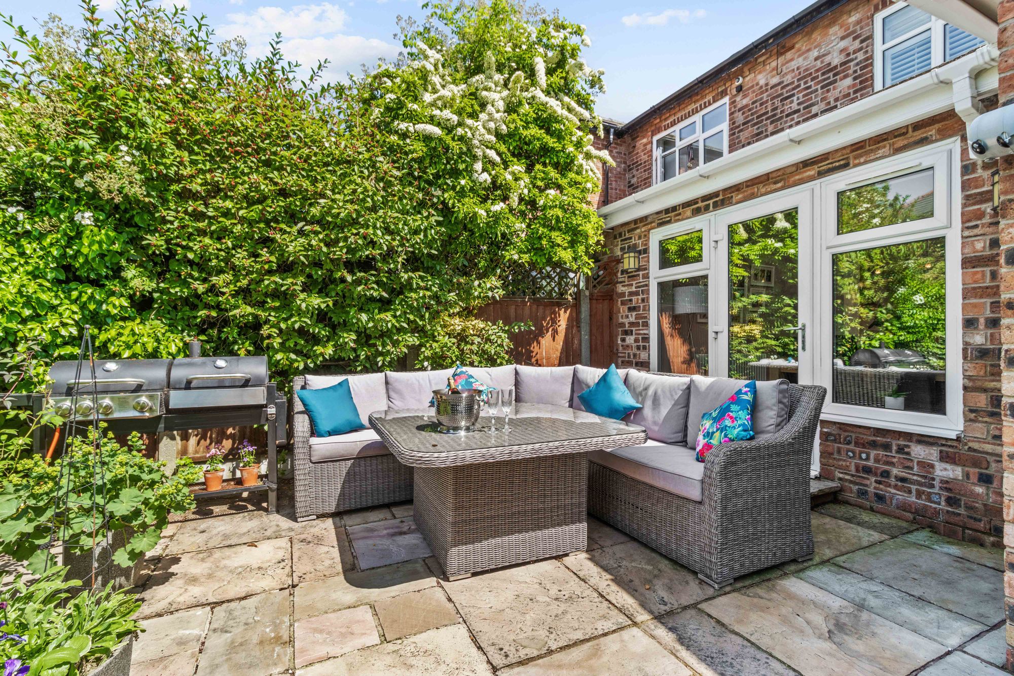 Parkgate Road, Stockton Heath, WA4