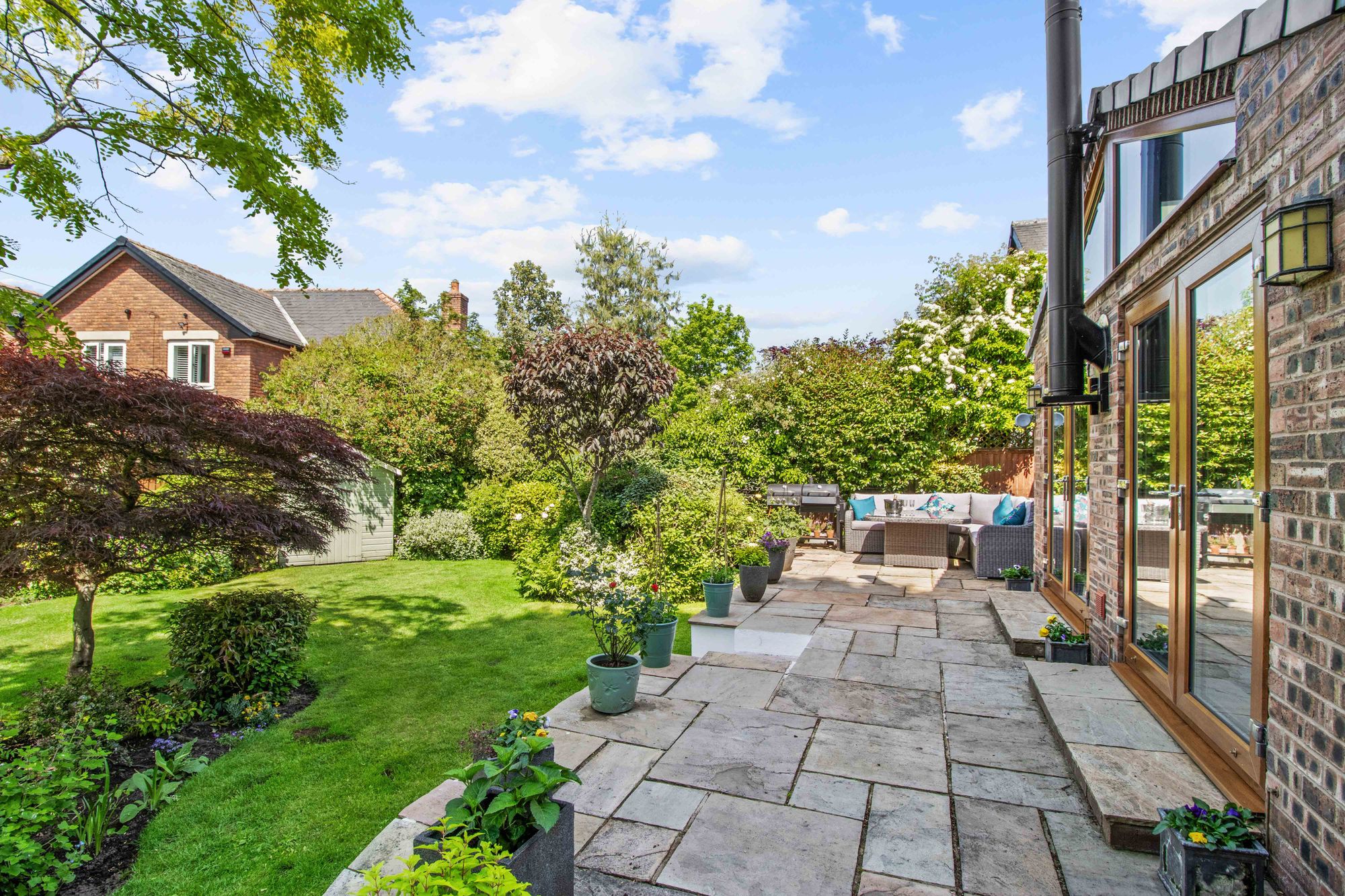 Parkgate Road, Stockton Heath, WA4