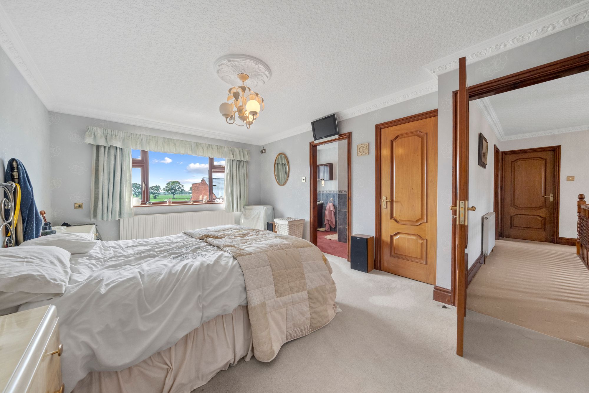 Heath Lane, Croft, WA3