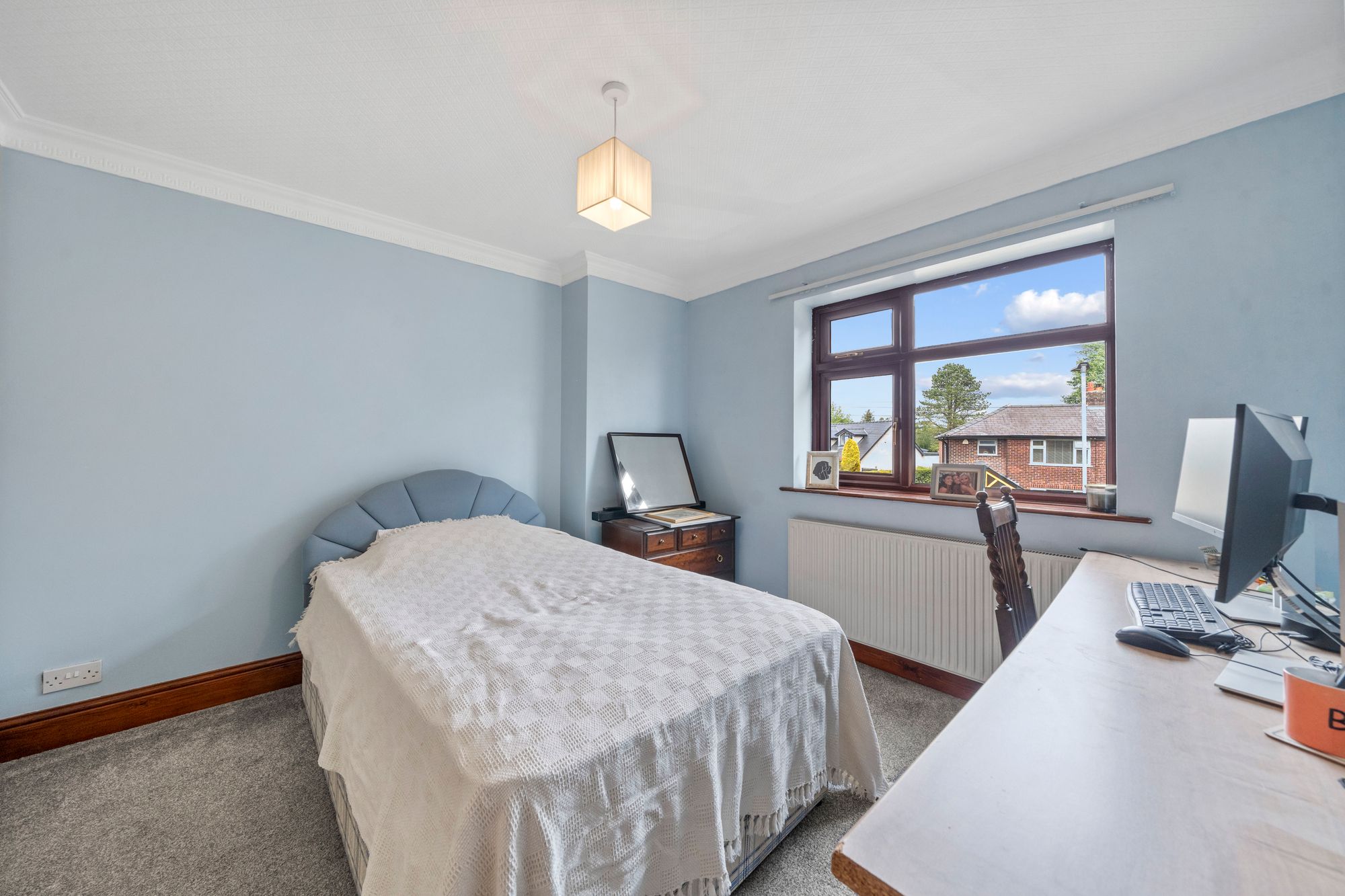 Heath Lane, Croft, WA3