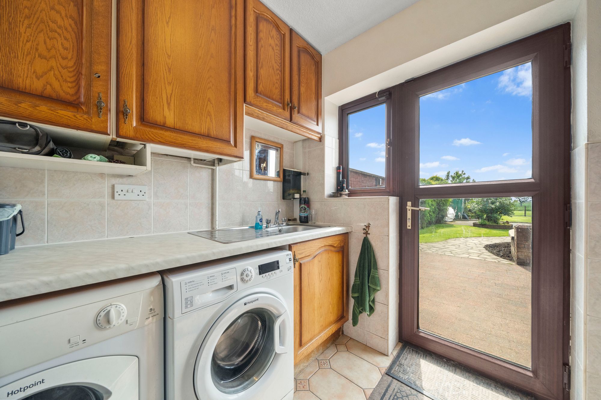 Heath Lane, Croft, WA3
