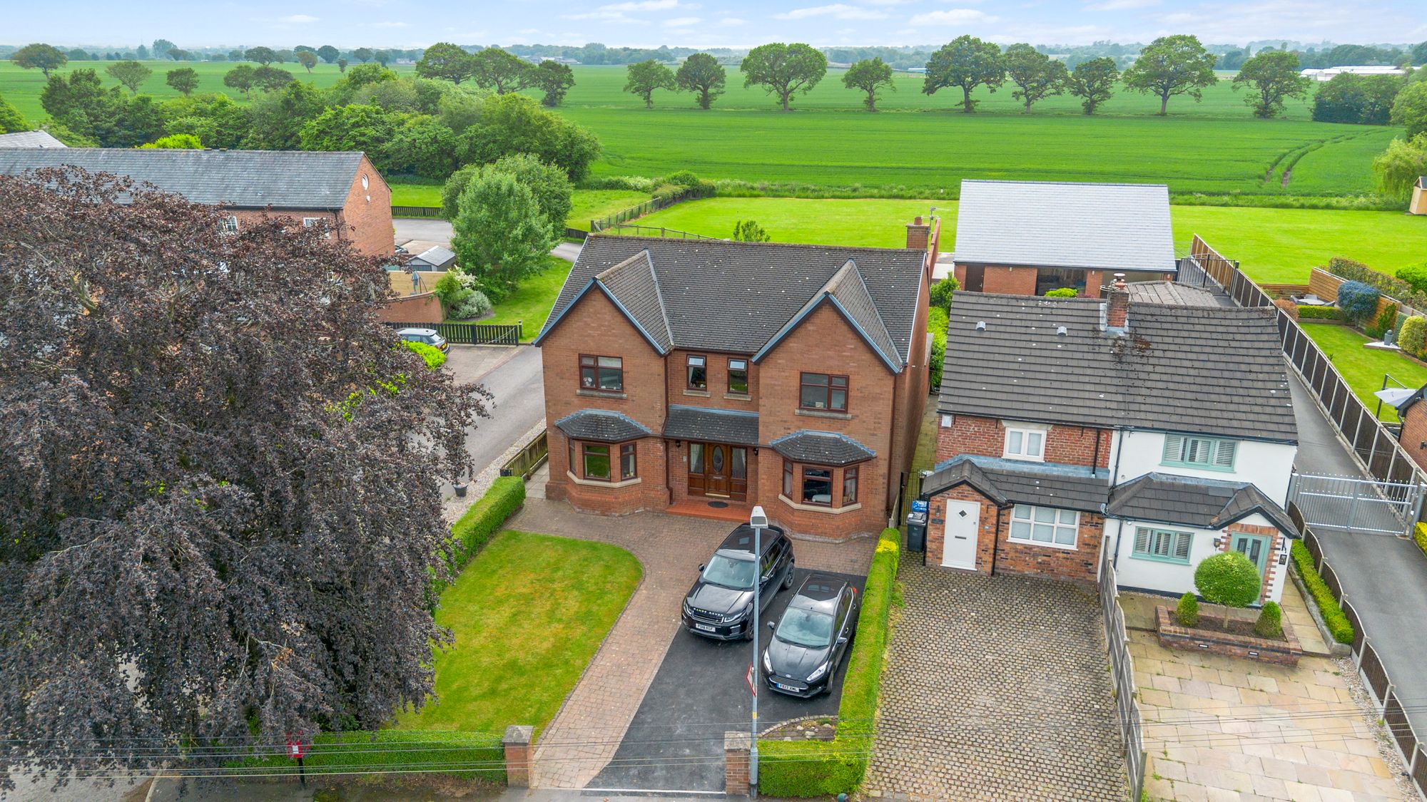 Heath Lane, Croft, WA3