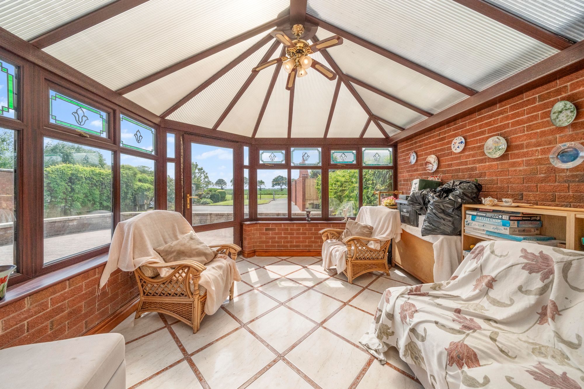Heath Lane, Croft, WA3