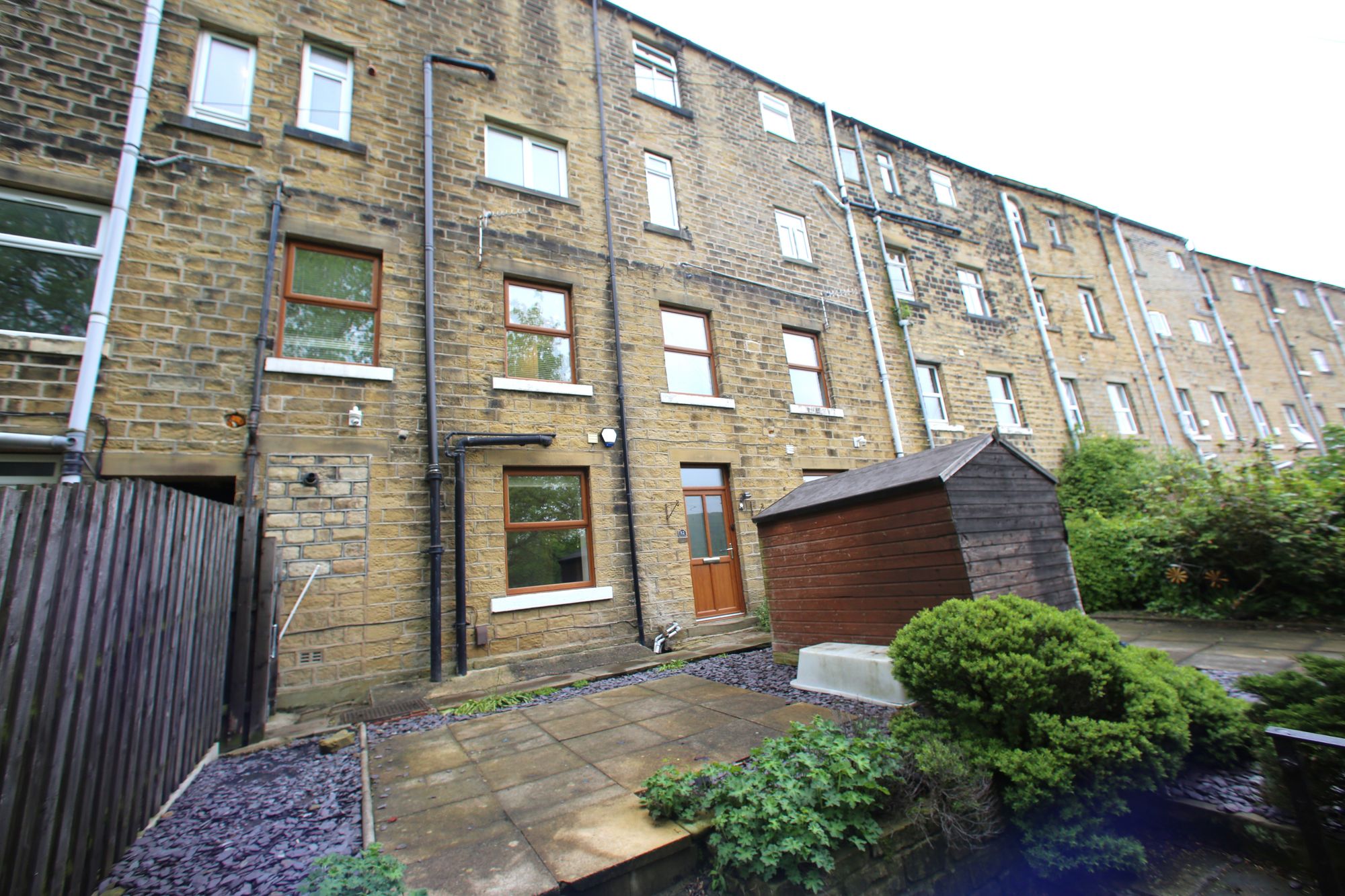 Dodds Royd, Huddersfield, HD4