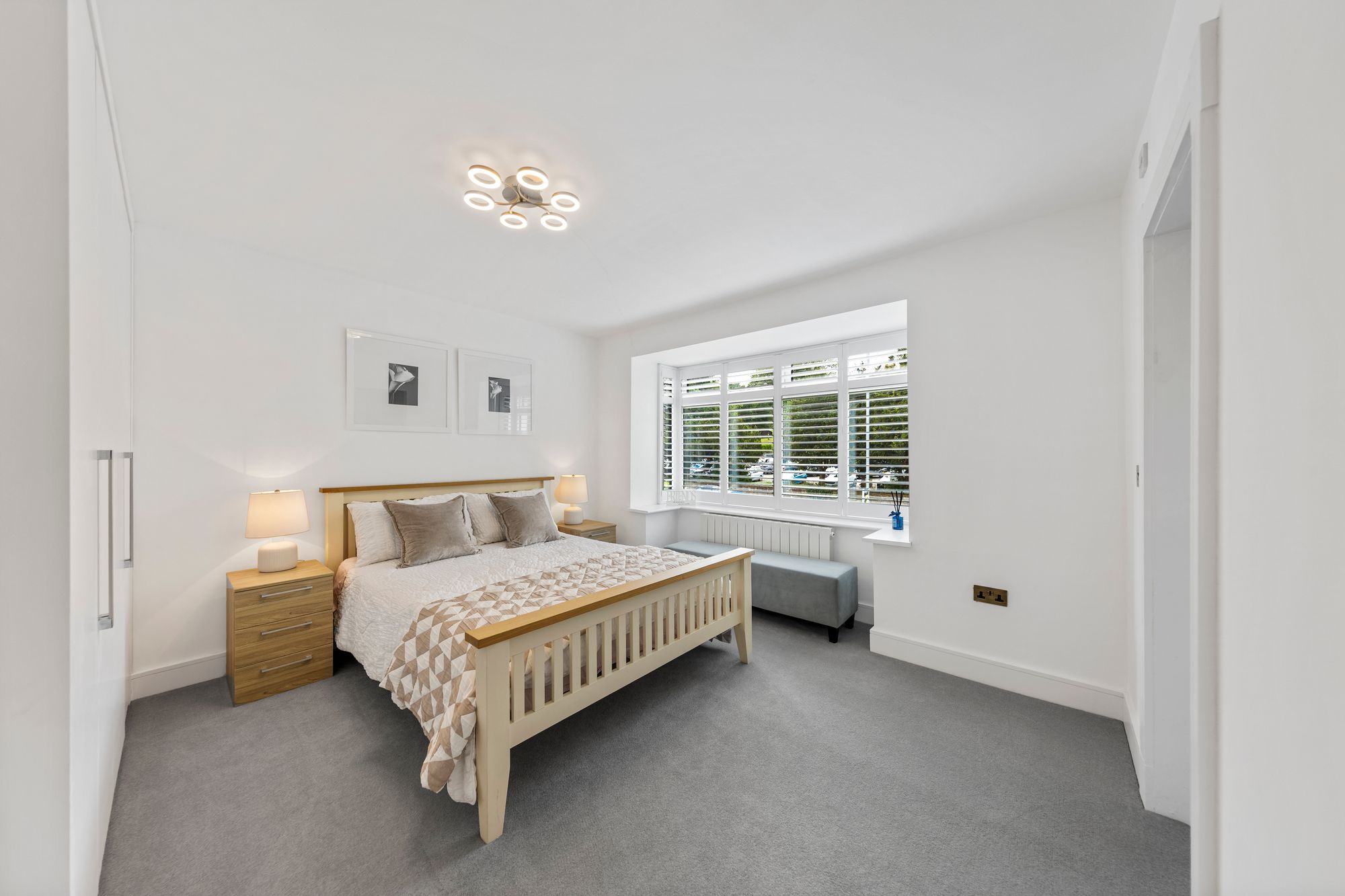 London Road, Appleton, WA4