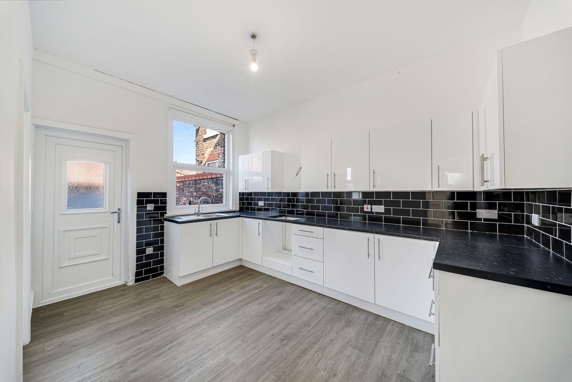 Peel House Lane, Widnes, WA8