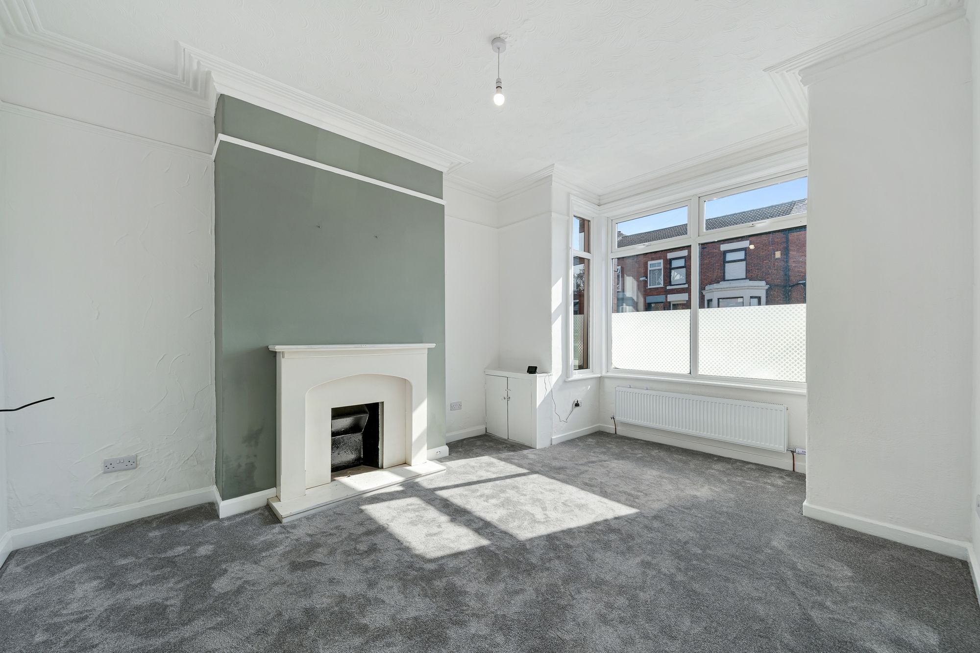 Peel House Lane, Widnes, WA8