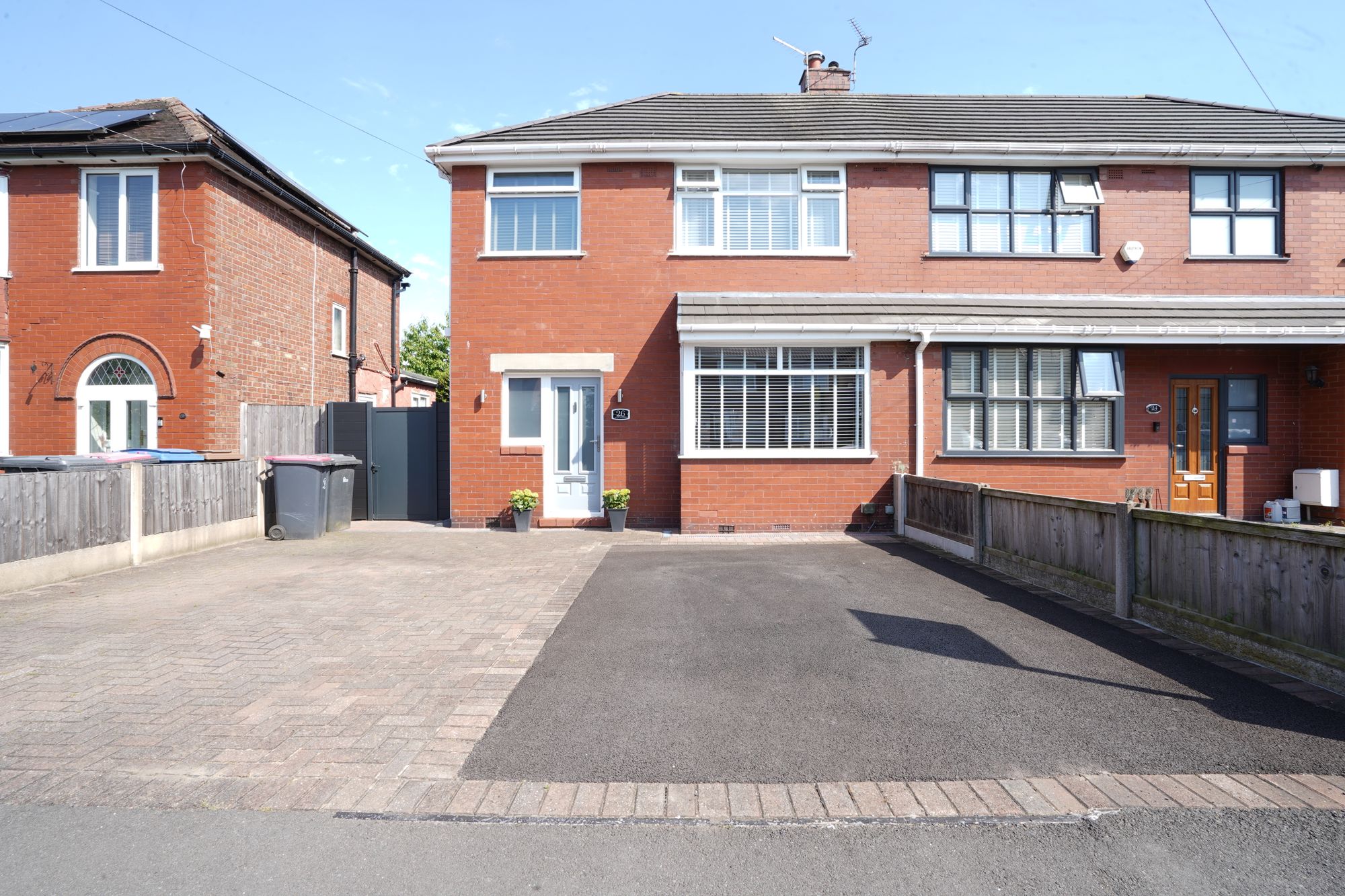 Rose Avenue, Manchester