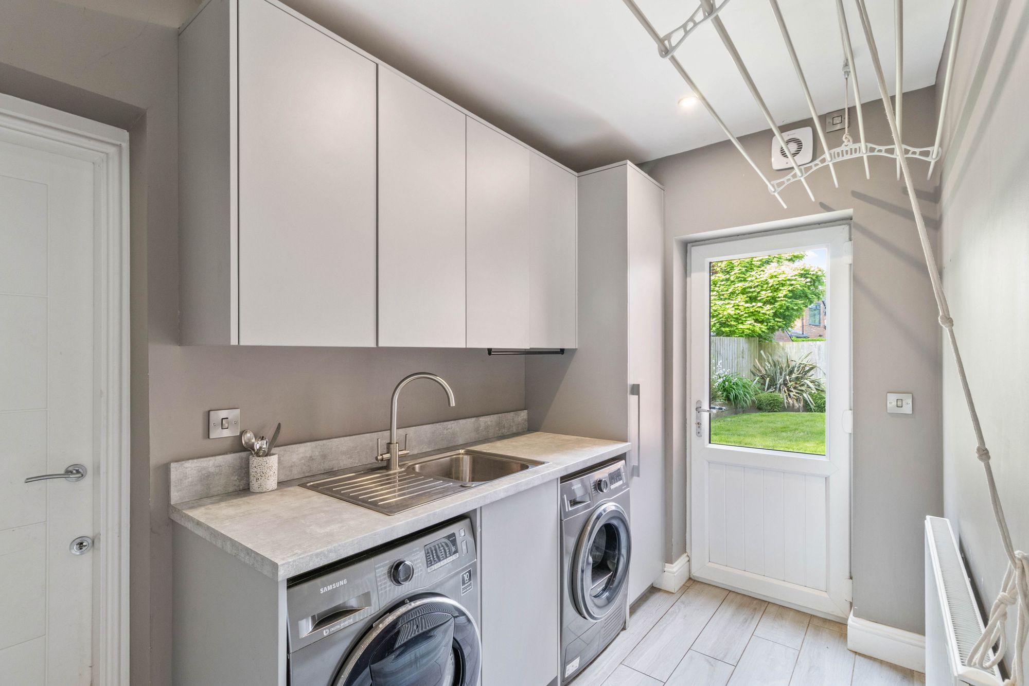 London Road, Stretton, WA4