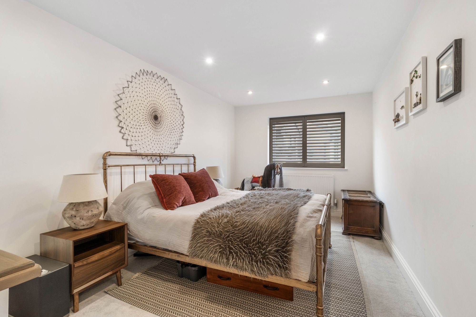 London Road, Stretton, WA4
