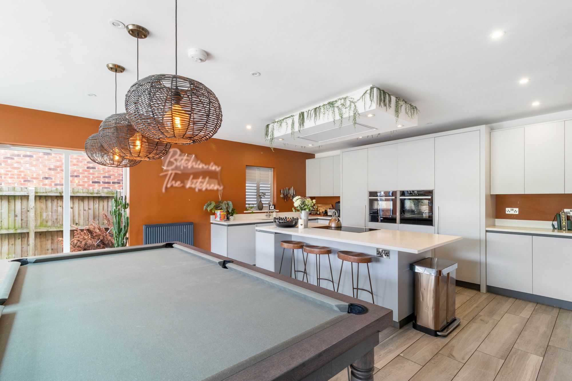 London Road, Stretton, WA4