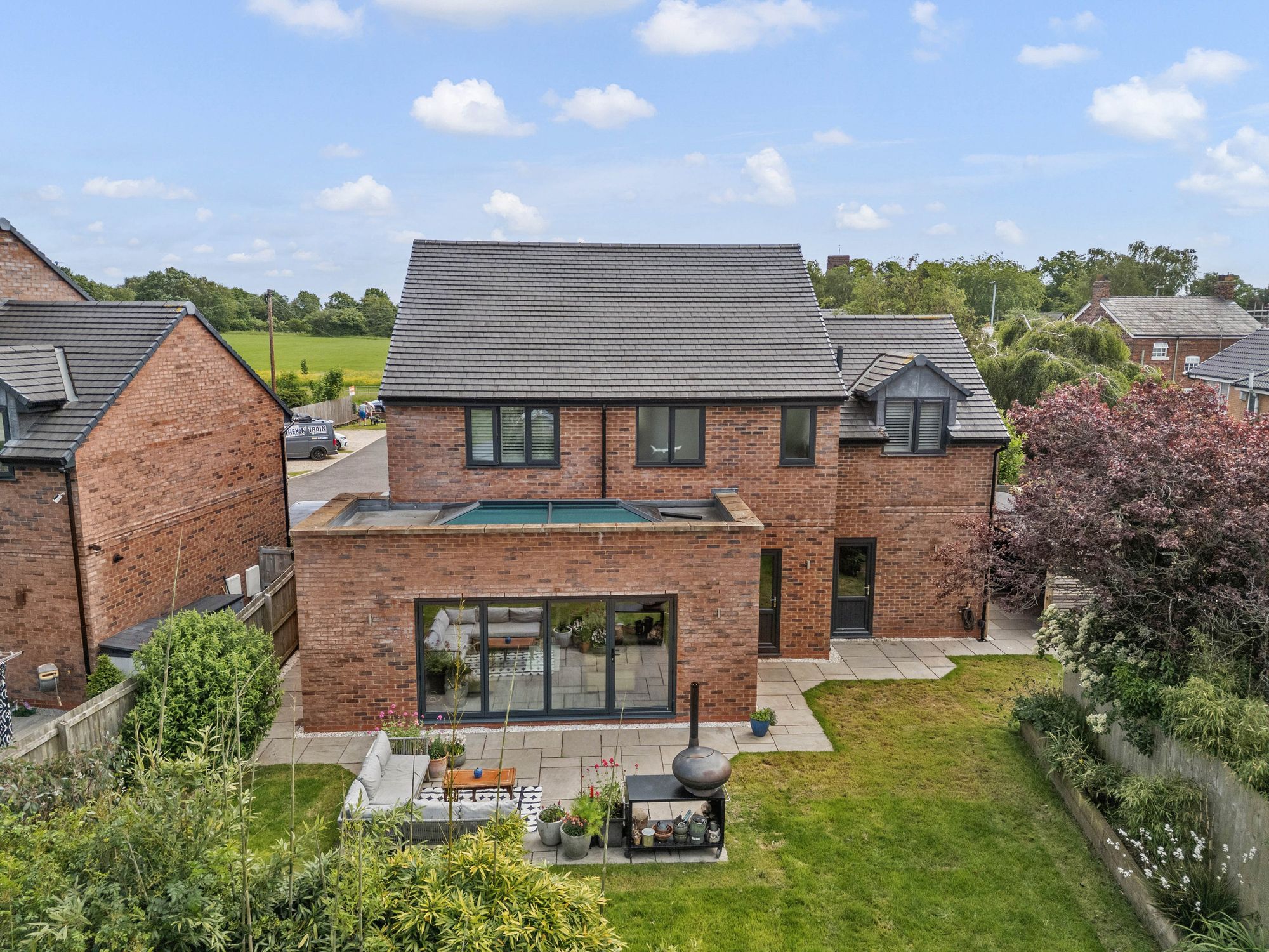 London Road, Stretton, WA4