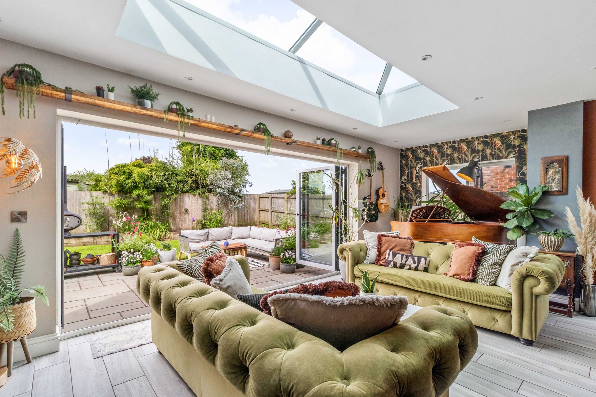 London Road, Stretton, WA4