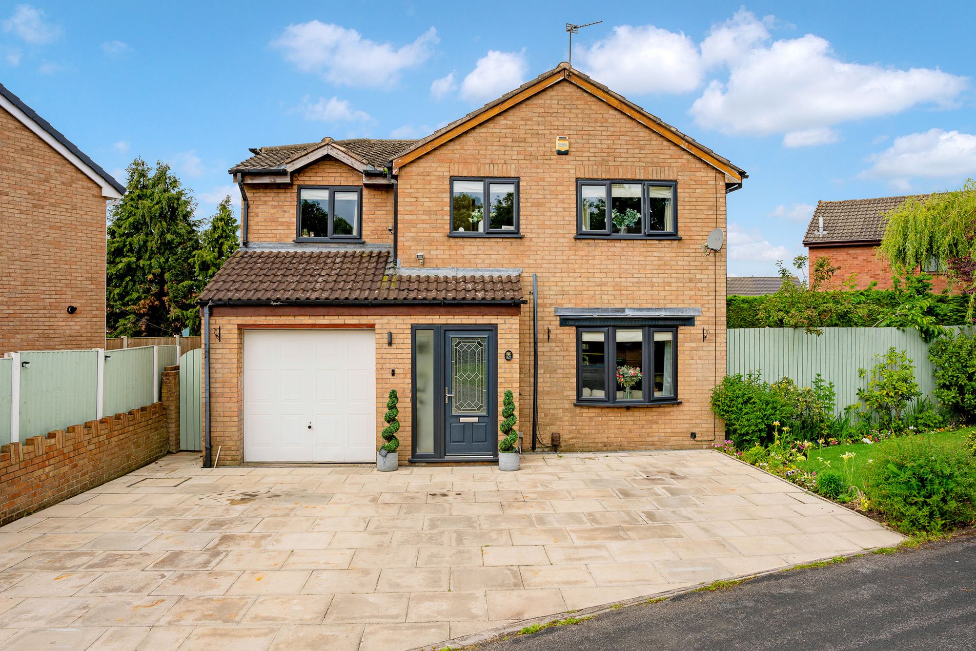 Simonside, Widnes, WA8