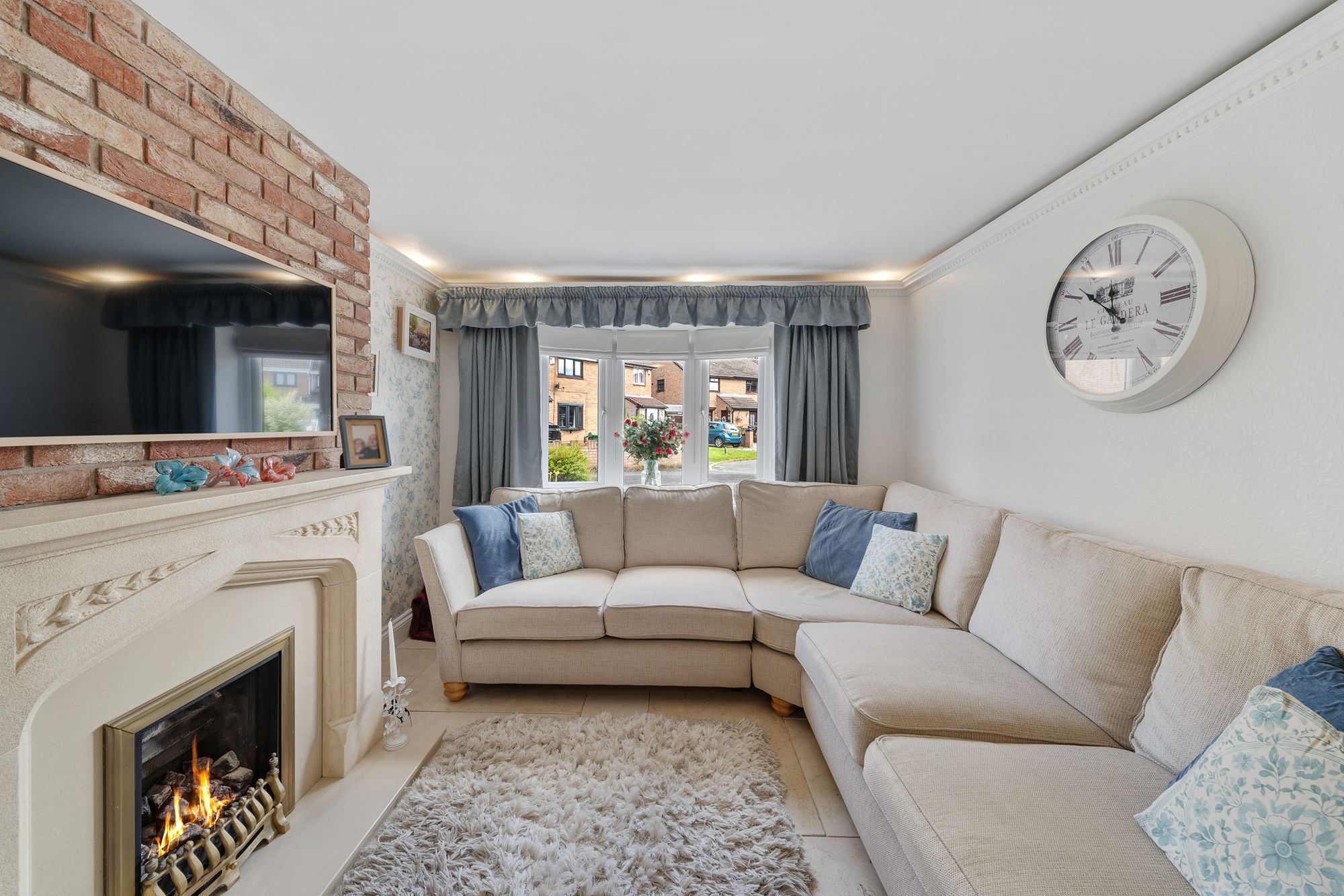 Simonside, Widnes, WA8